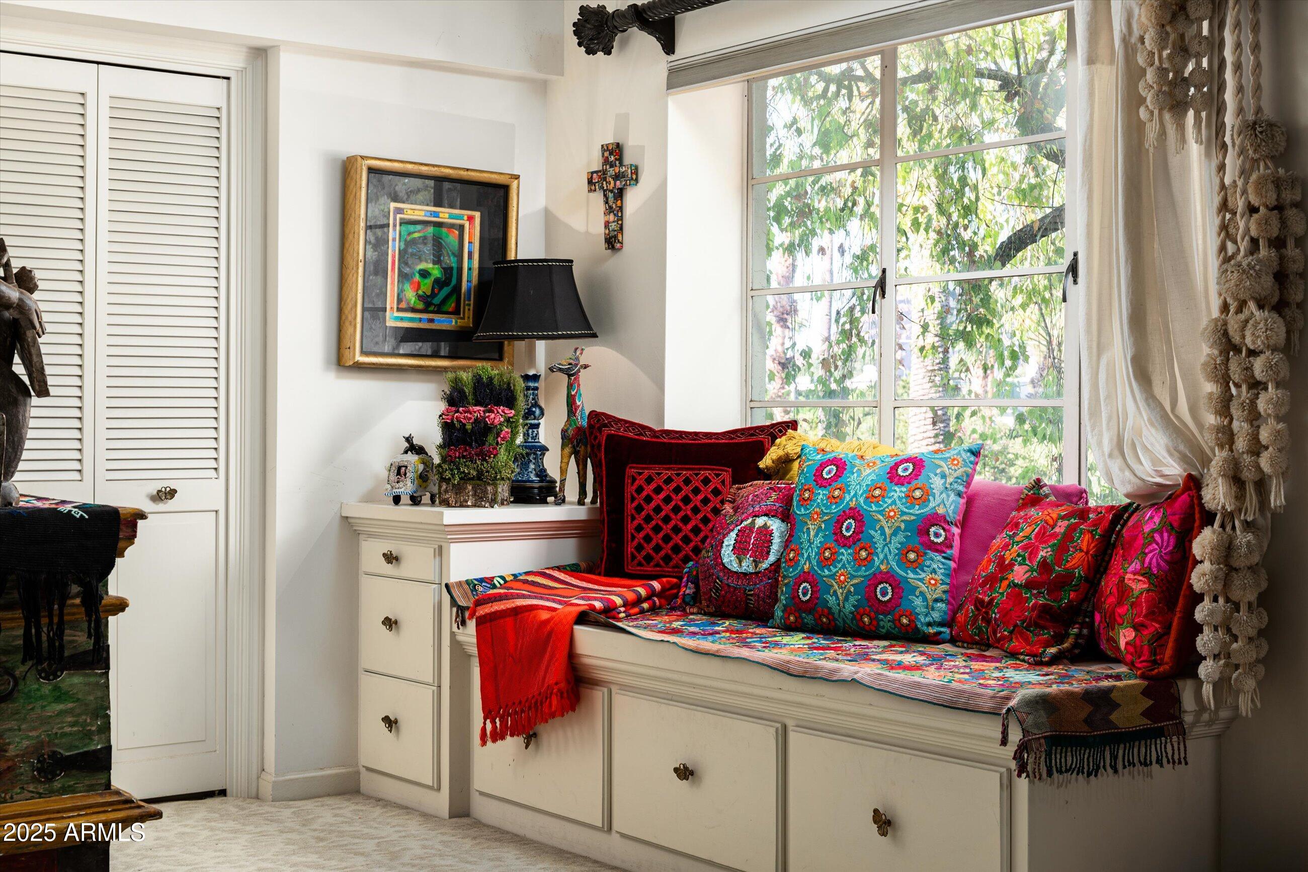 DOS PUERTAS - Residential