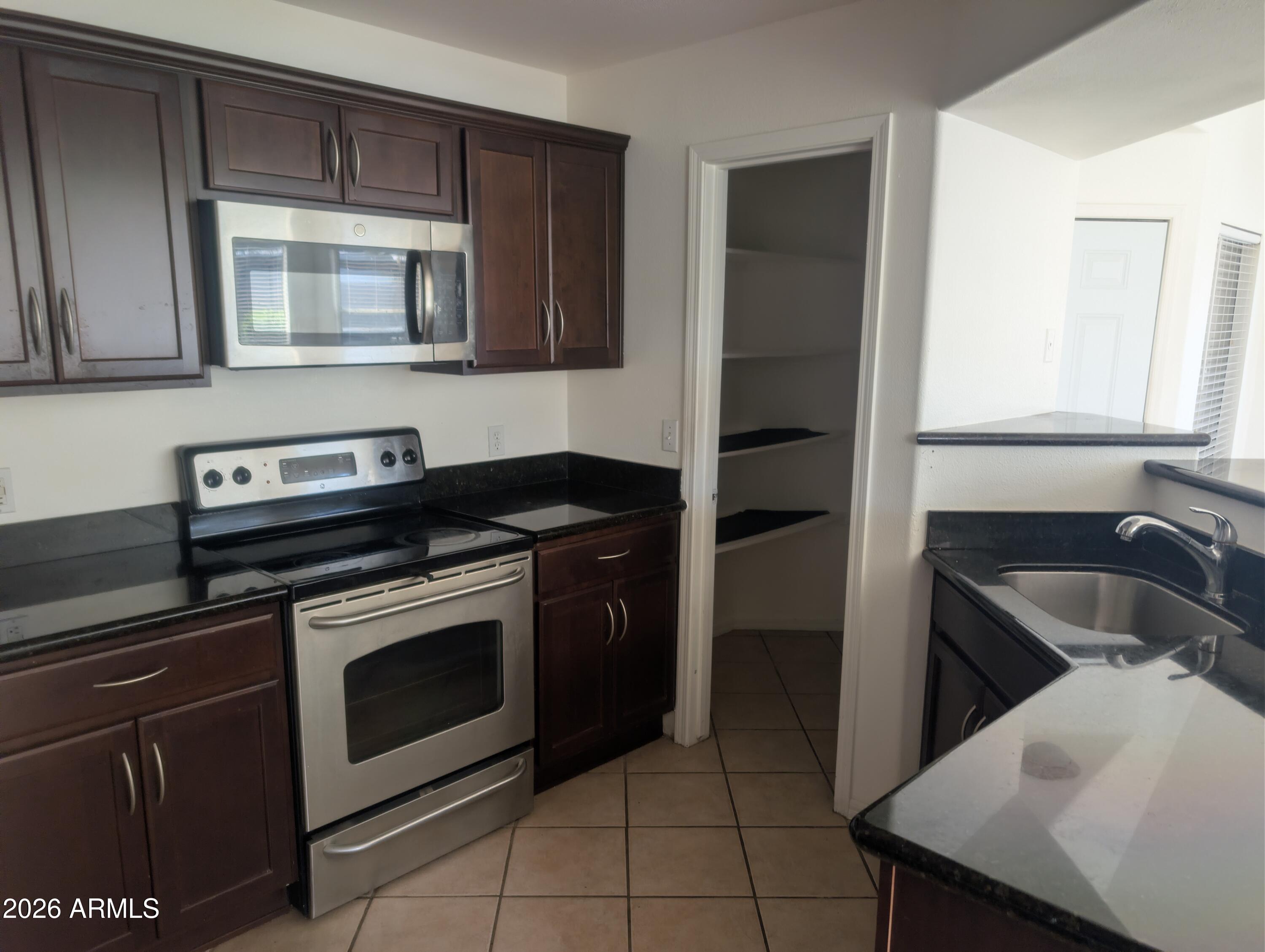 CORDILLERA CONDOMINIUM - Residential