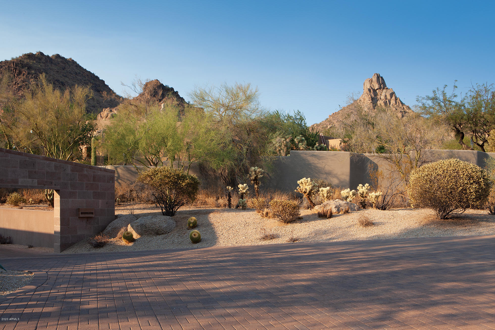DESERT HIGHLANDS - Residential
