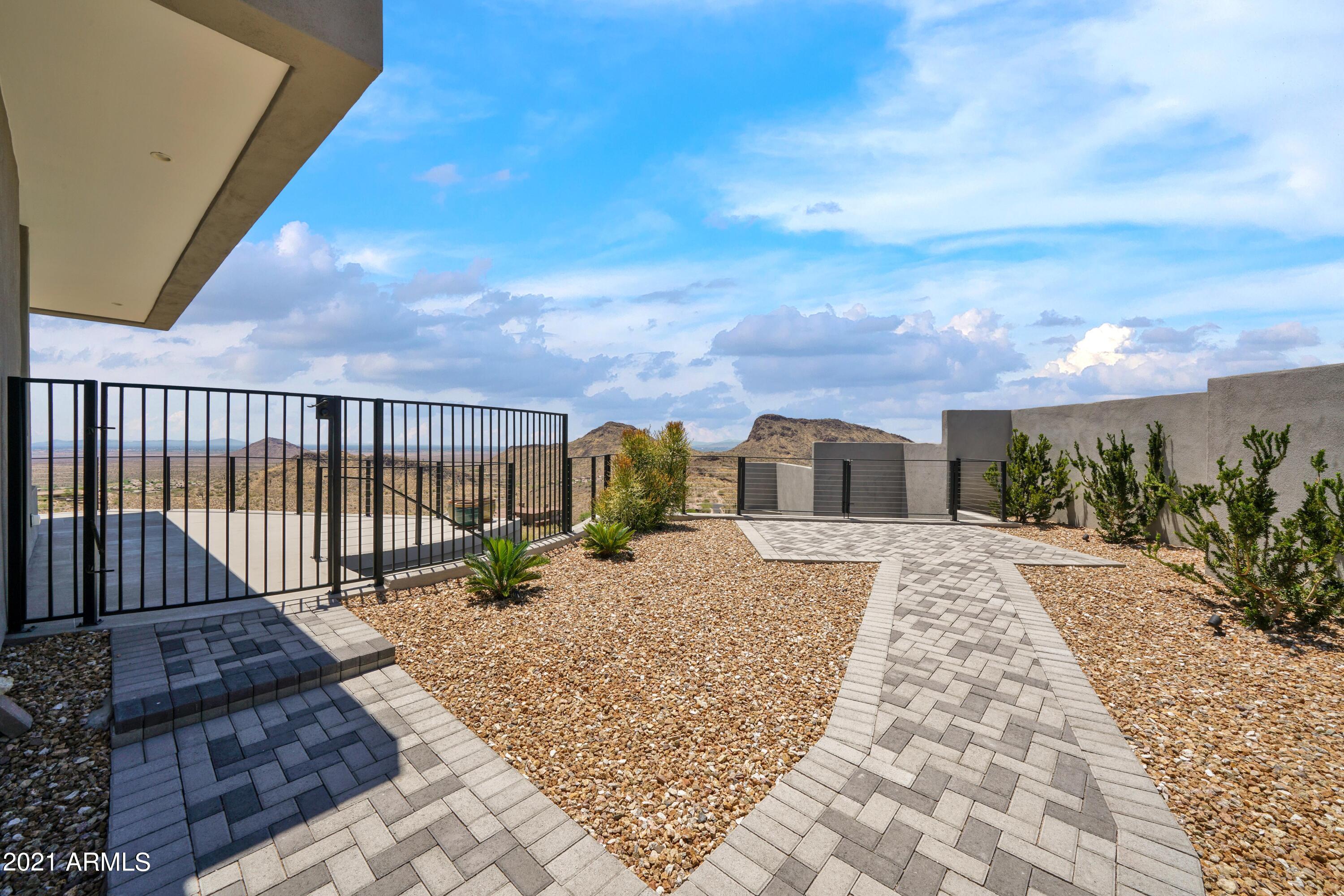 CRESTVIEW AT FOUNTAIN HILLS - Residential