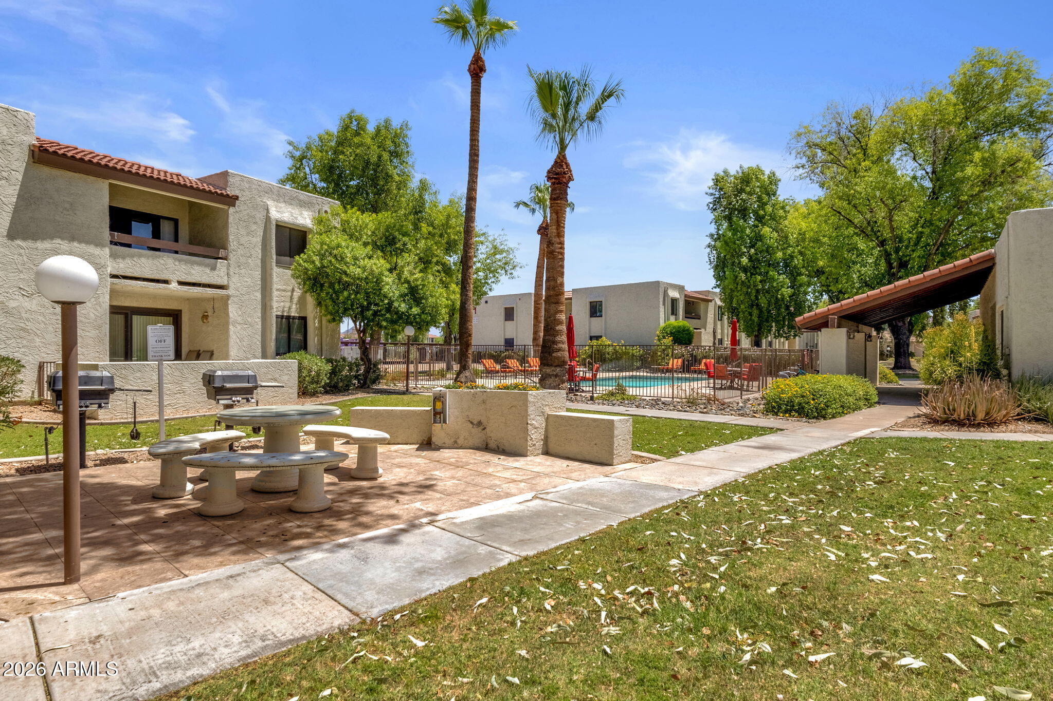 SADDLETREE CONDOMINIUMS - Residential