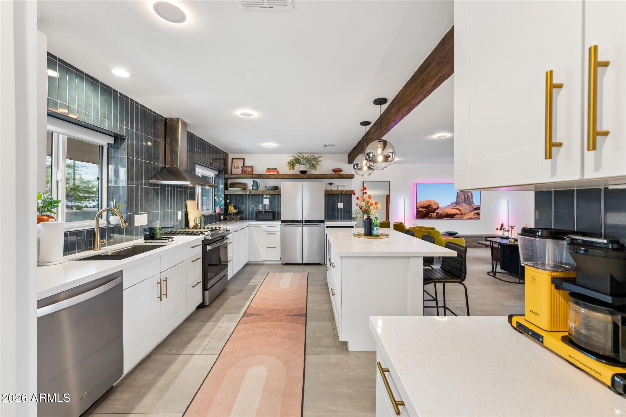 MELROSE ESTATES - Residential