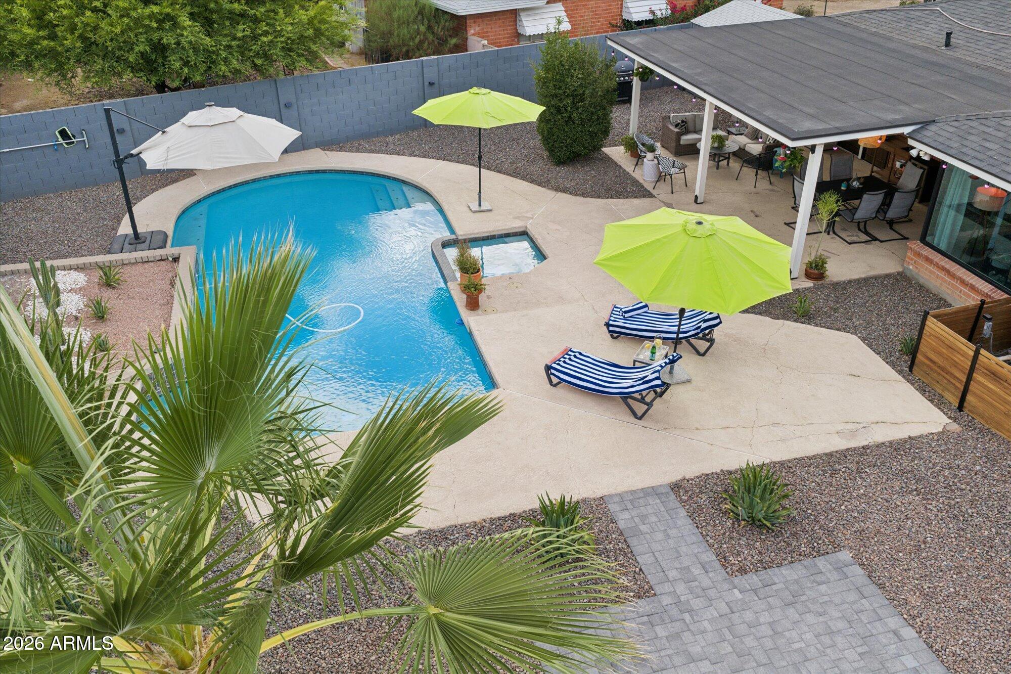 MELROSE ESTATES - Residential