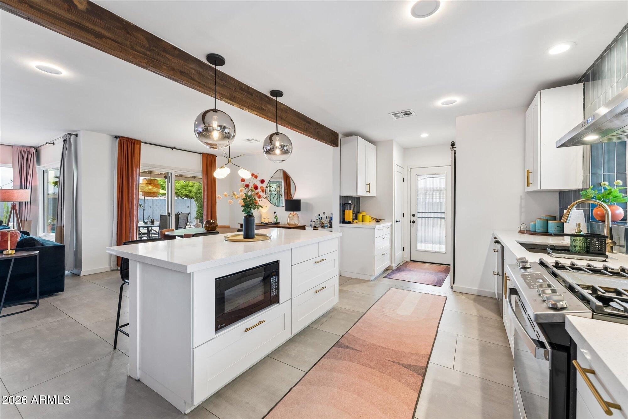 MELROSE ESTATES - Residential