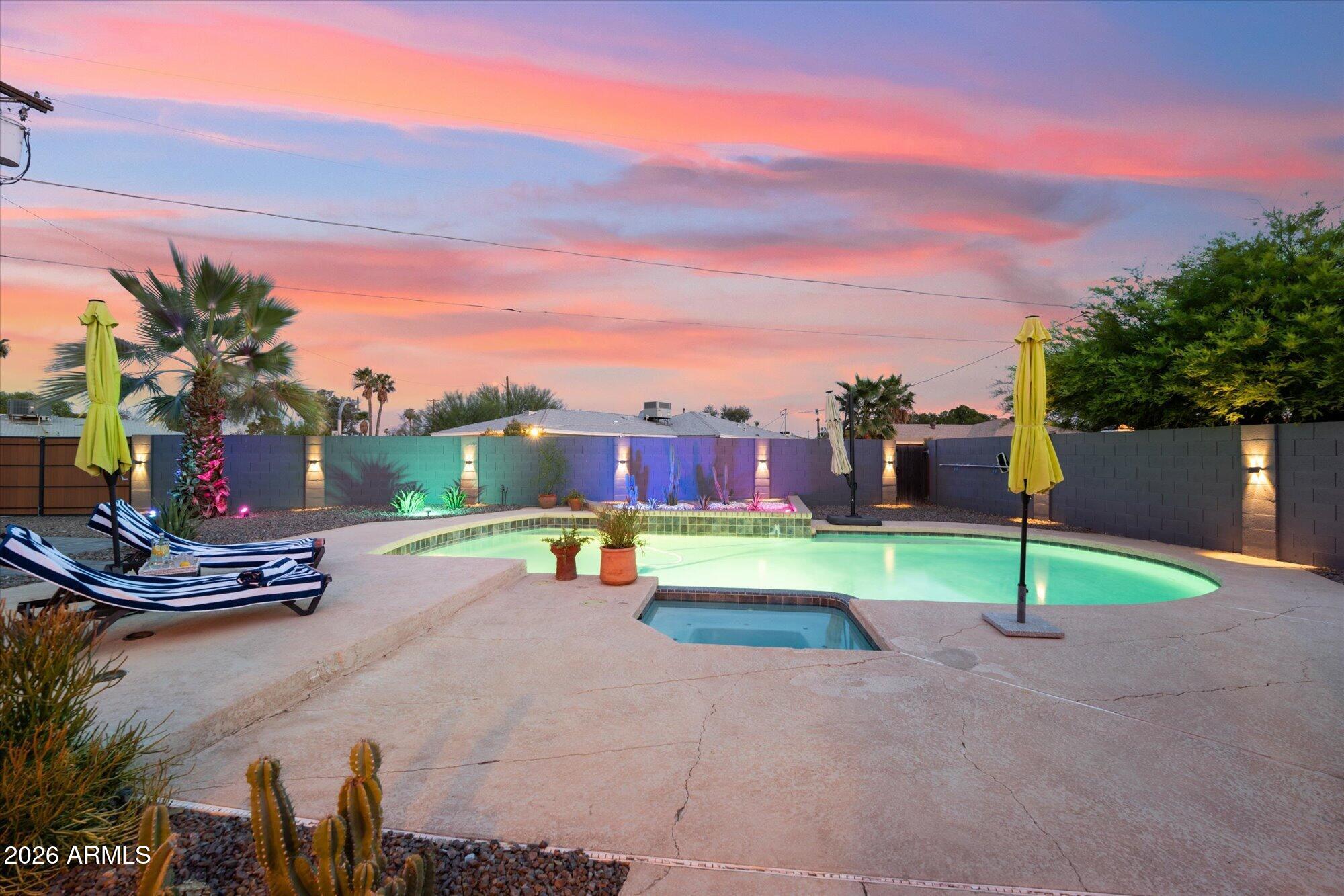 MELROSE ESTATES - Residential