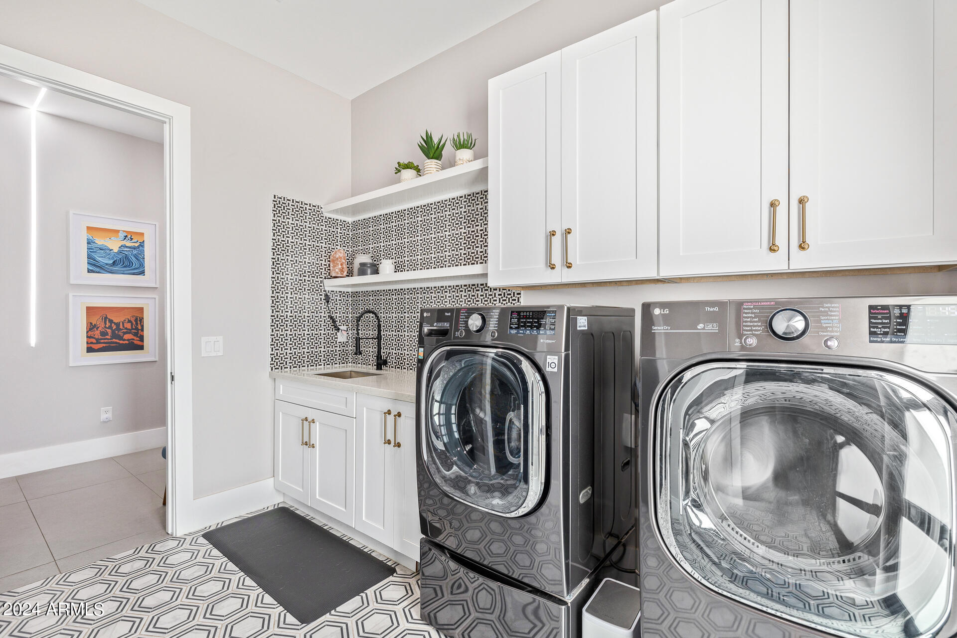 OSBORN EAST ESTATES - Residential