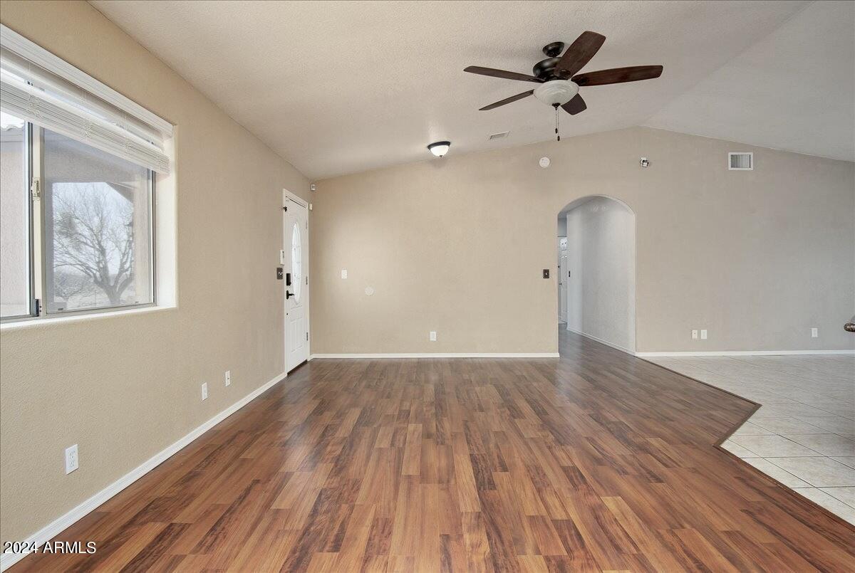 GARDEN VALLEY - Residential