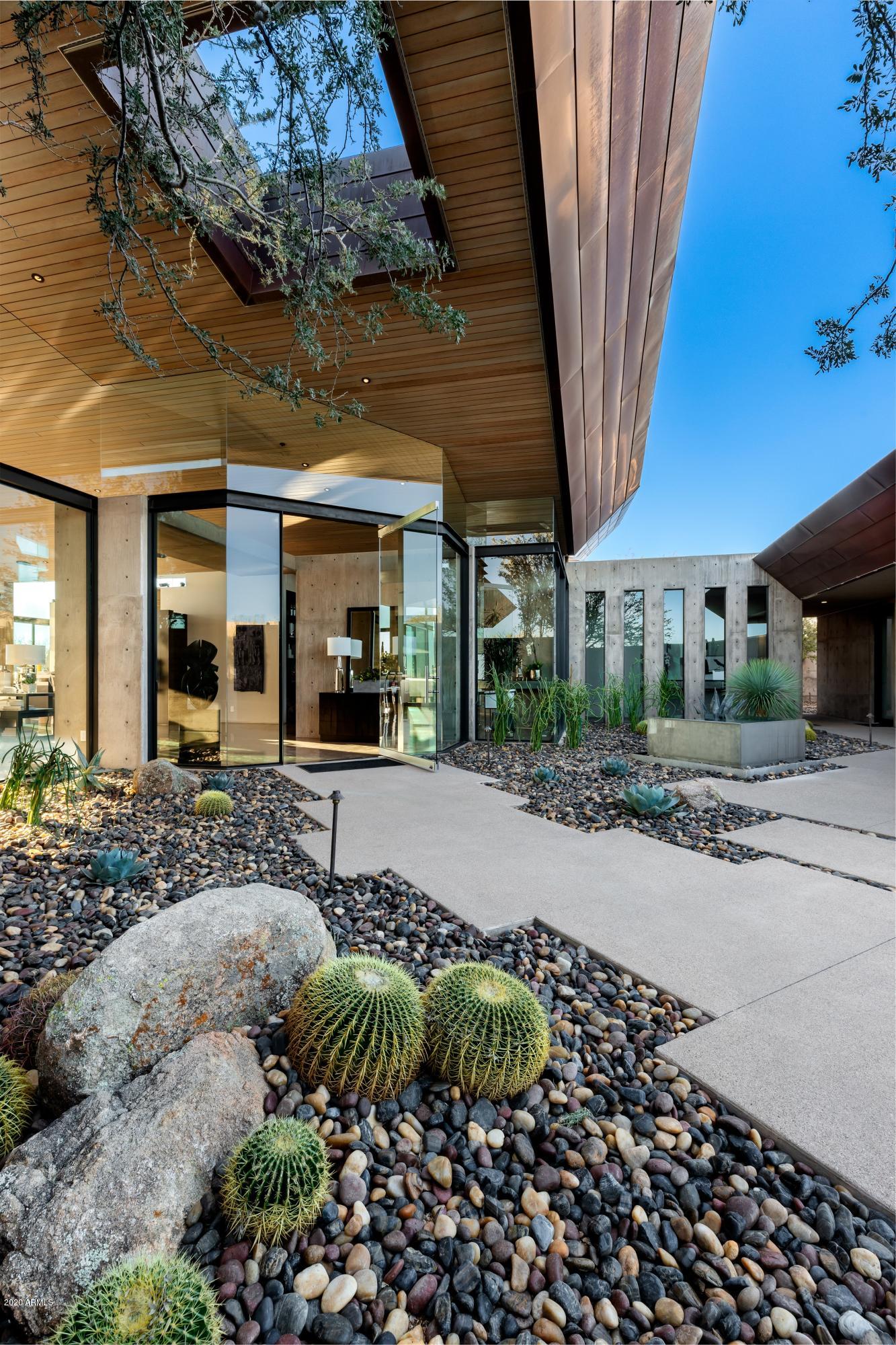 DESERT MOUNTAIN - Residential