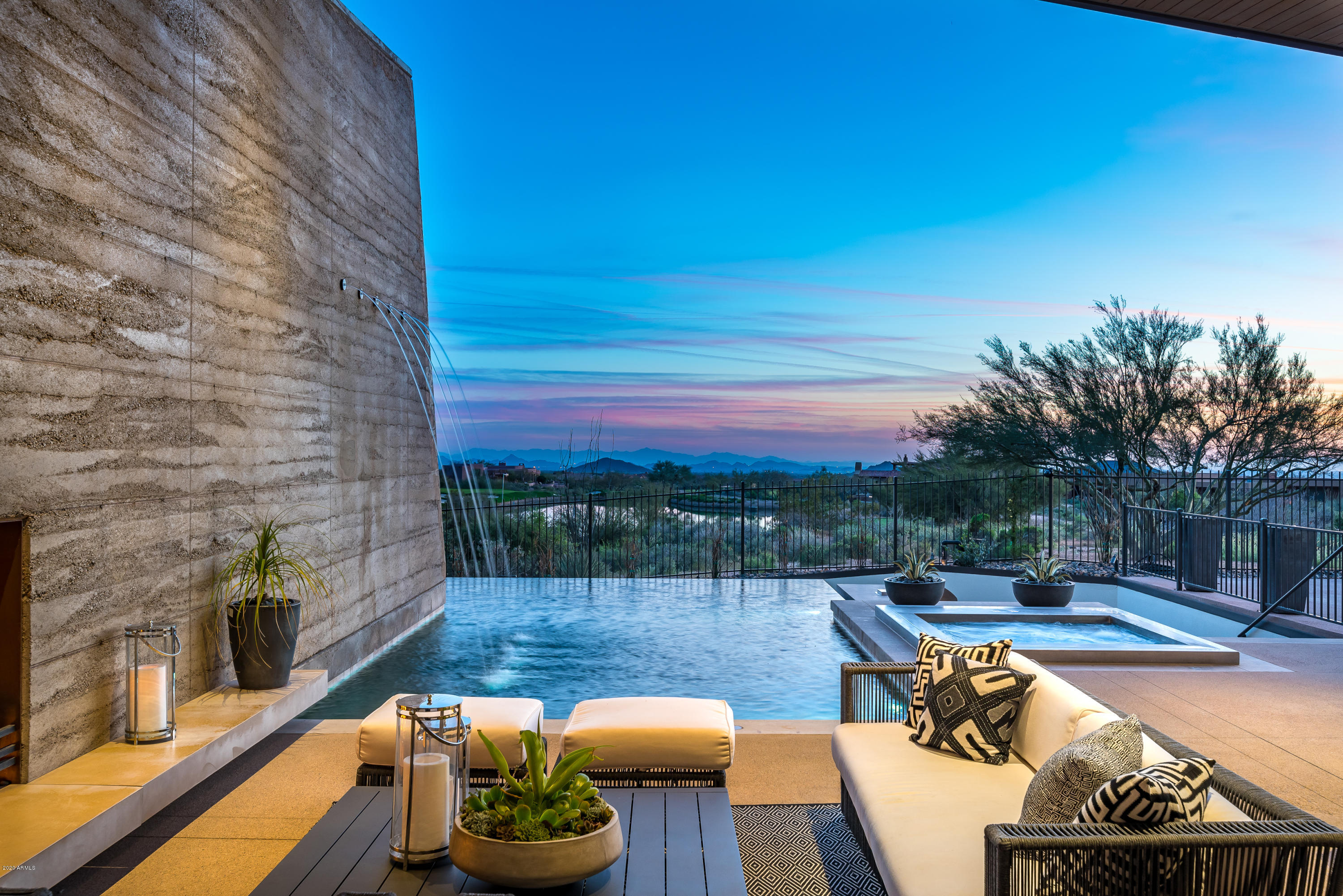 DESERT MOUNTAIN - Residential