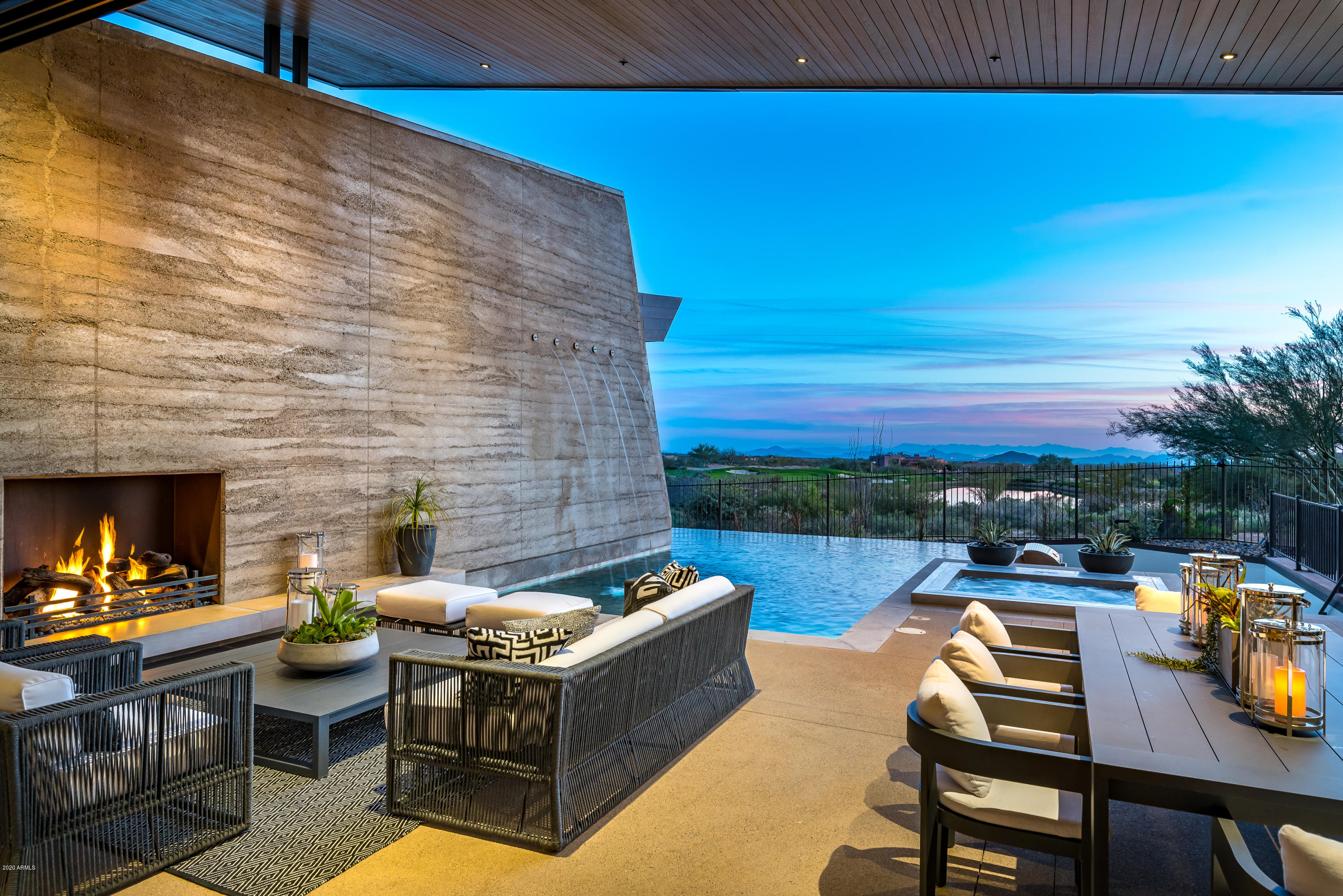 DESERT MOUNTAIN - Residential