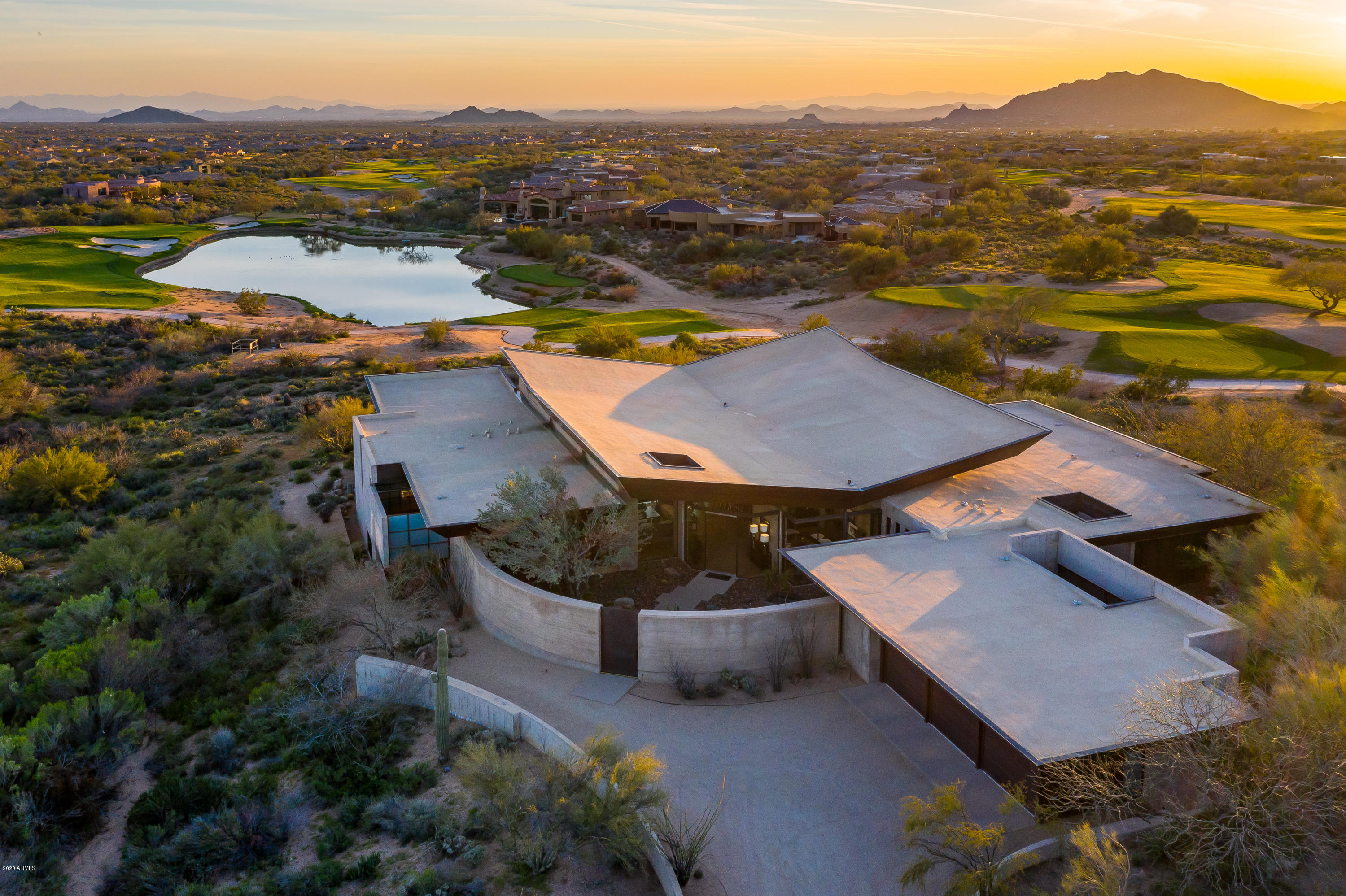 DESERT MOUNTAIN - Residential