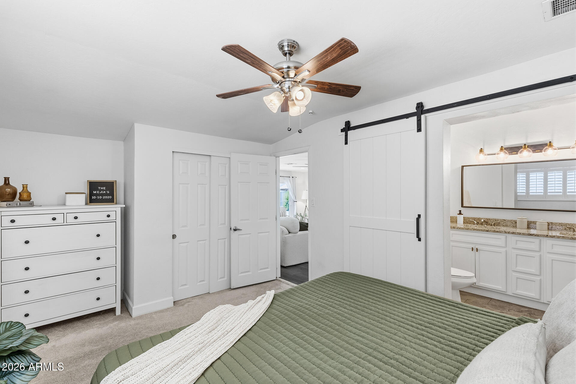 LONG ESTATES - Residential