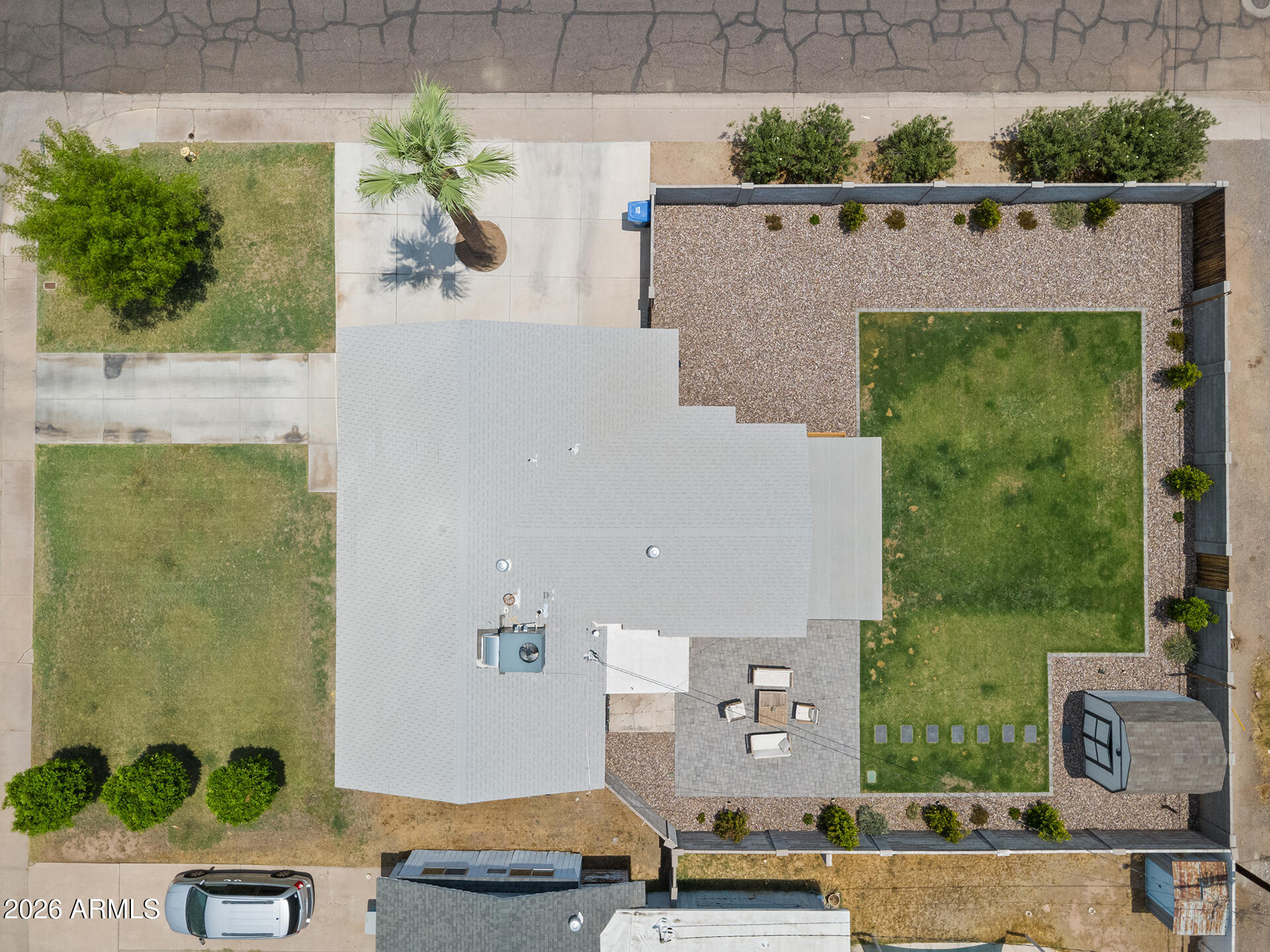 LONG ESTATES - Residential