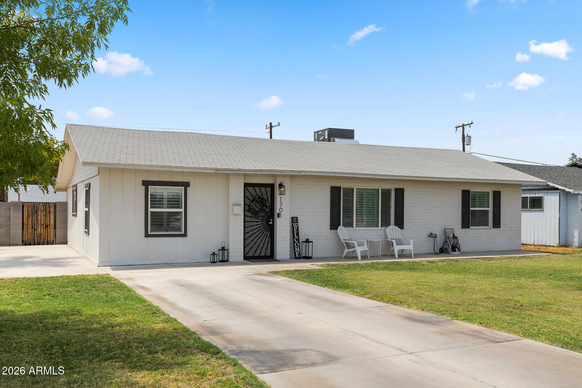 LONG ESTATES - Residential