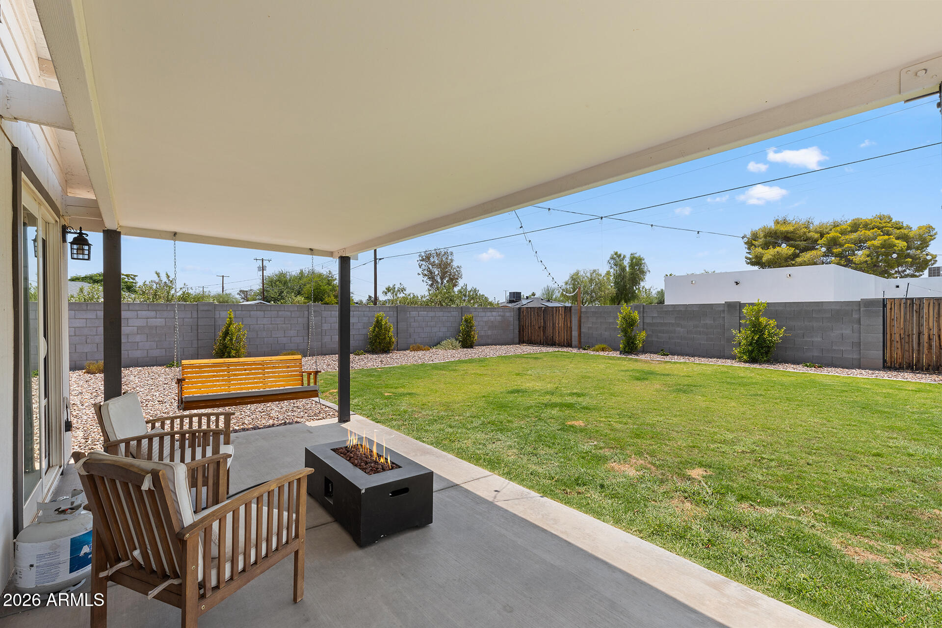 LONG ESTATES - Residential