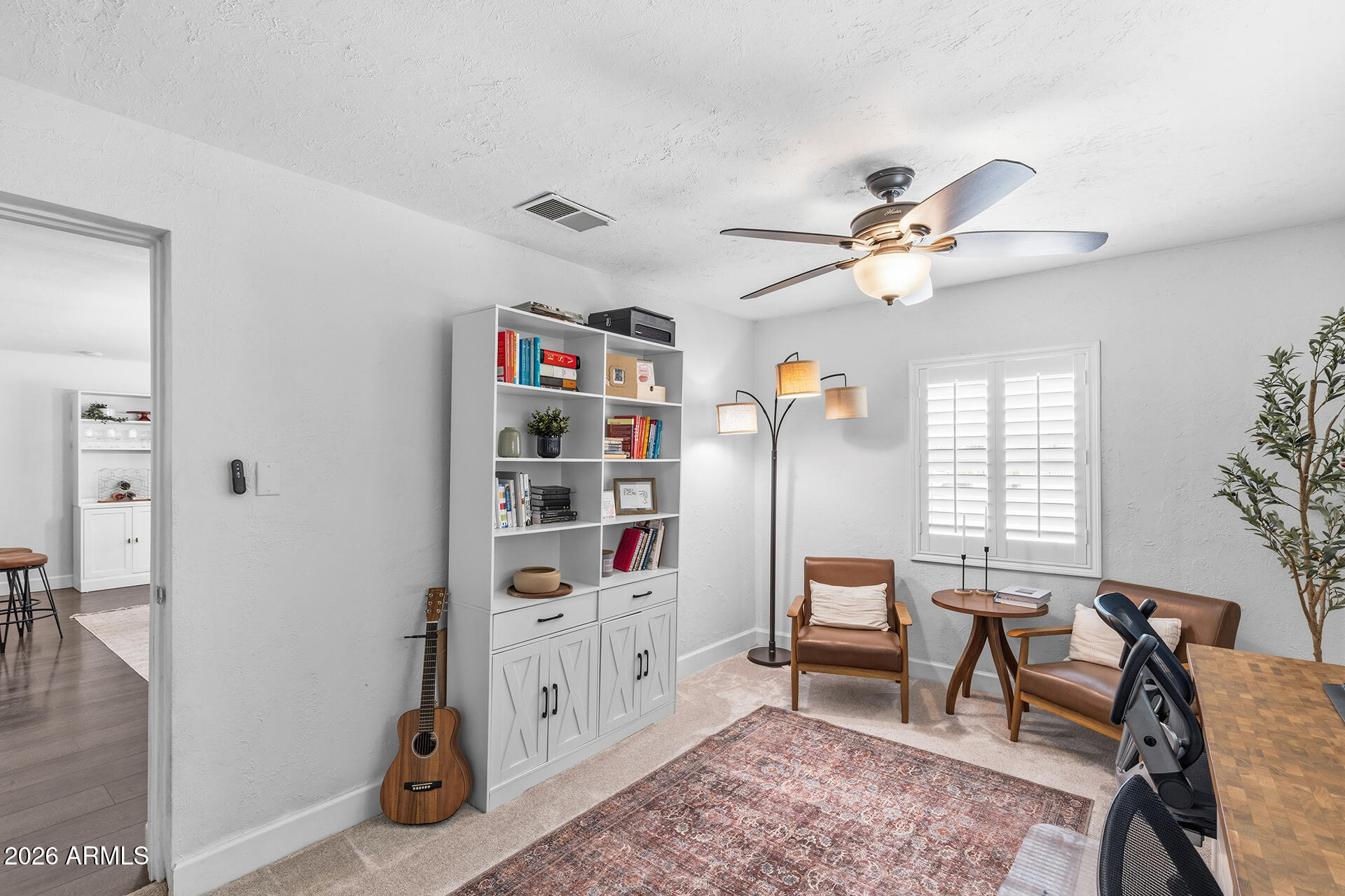 LONG ESTATES - Residential