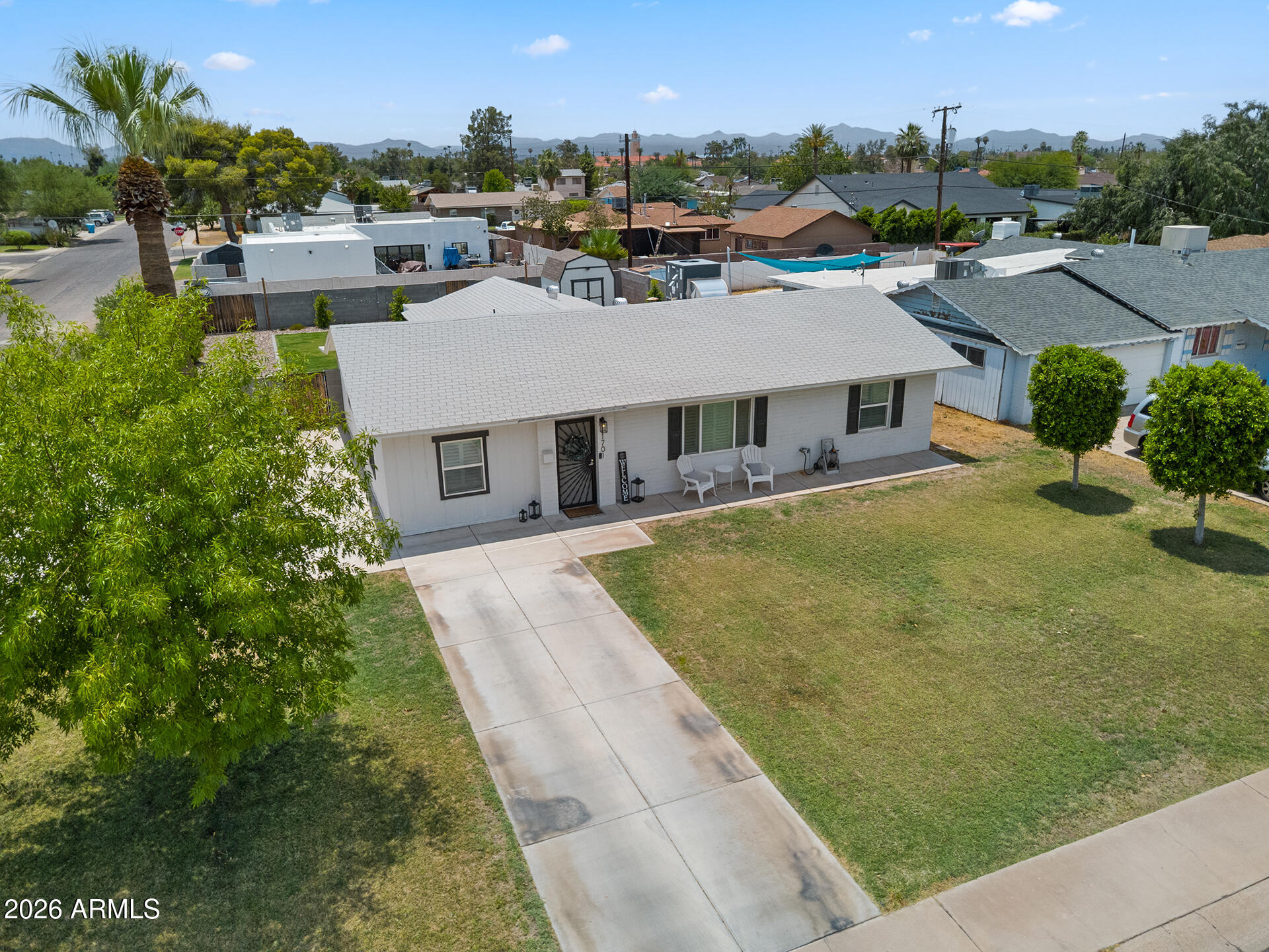 LONG ESTATES - Residential