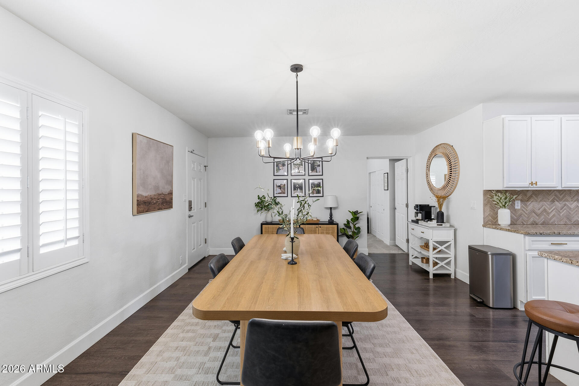 LONG ESTATES - Residential