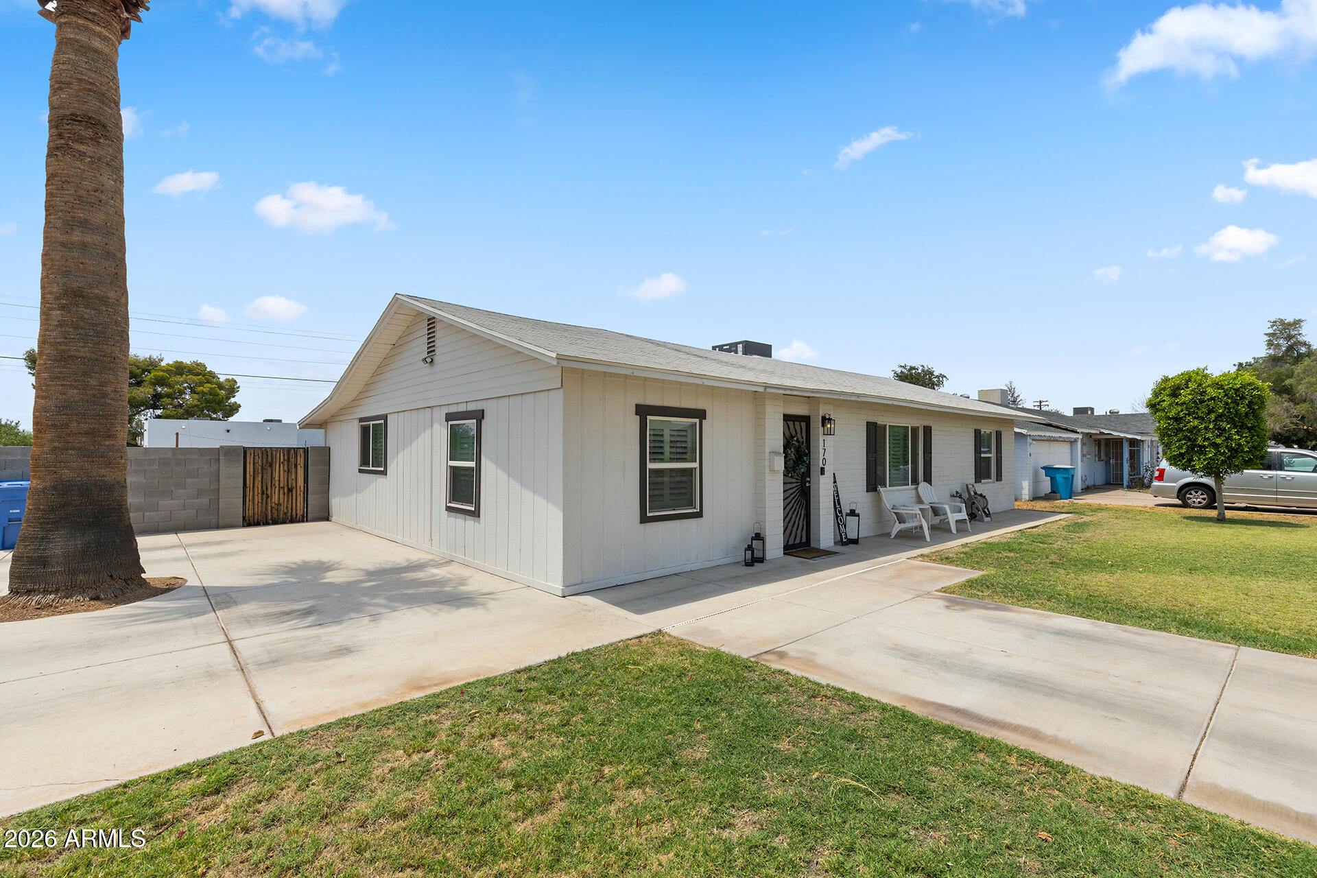 LONG ESTATES - Residential