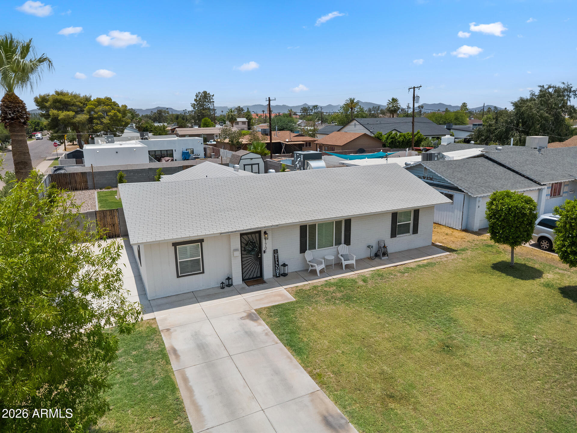 LONG ESTATES - Residential