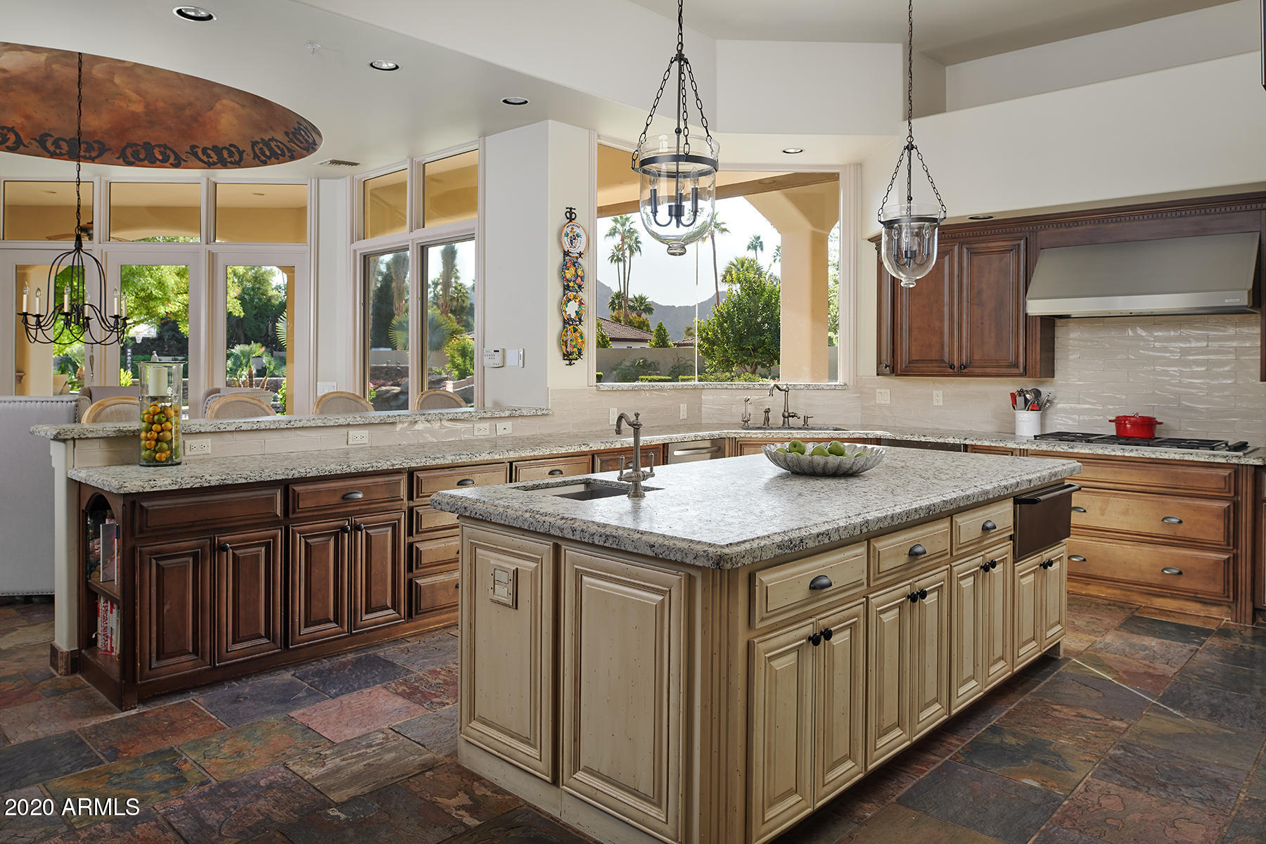 CAMELBACK COUNTRY ESTATES - Residential