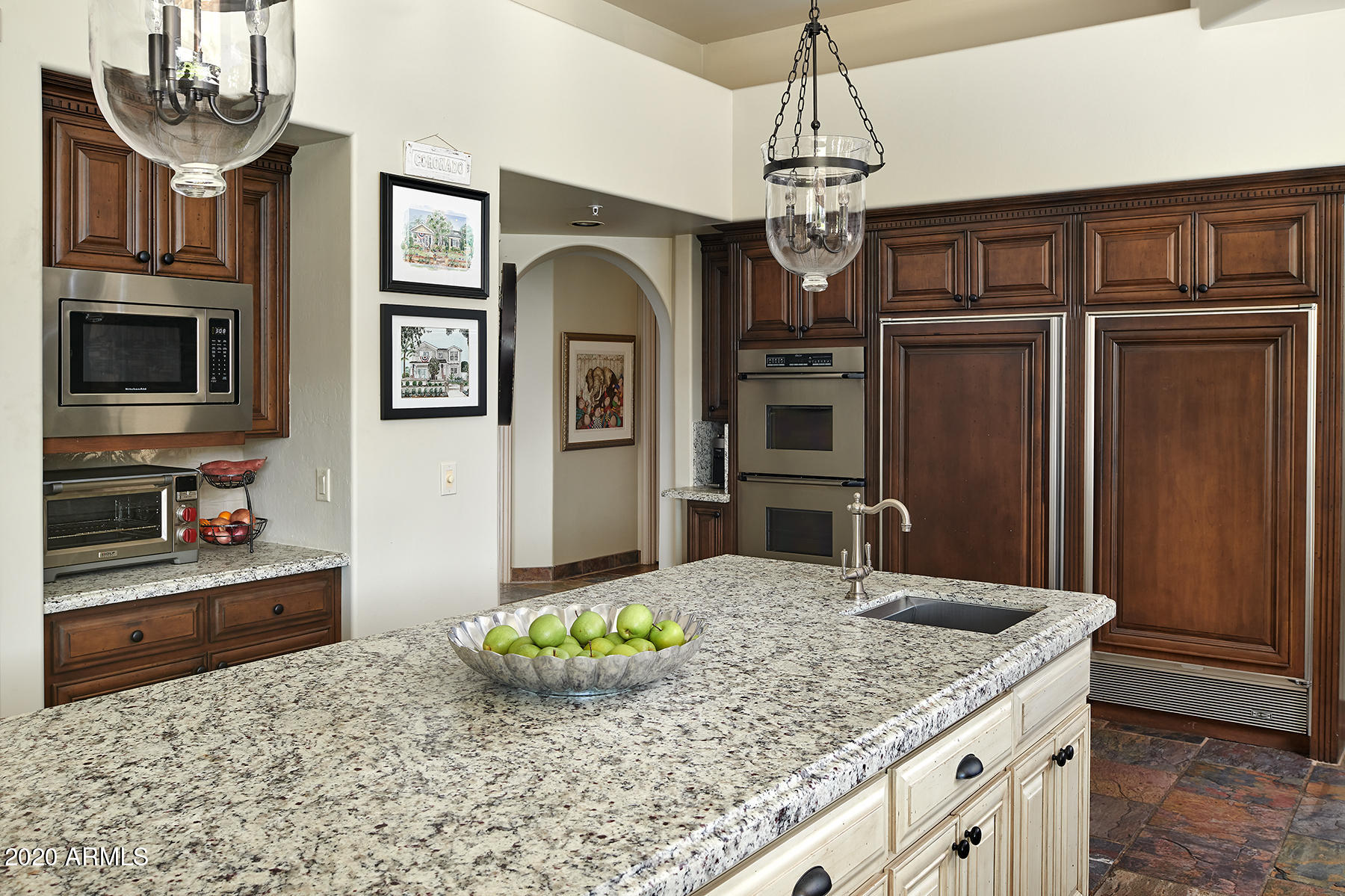 CAMELBACK COUNTRY ESTATES - Residential