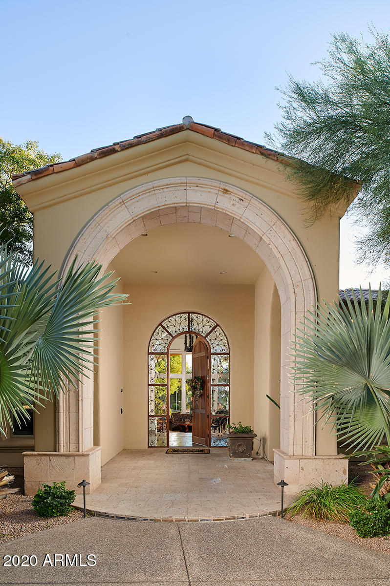 CAMELBACK COUNTRY ESTATES - Residential