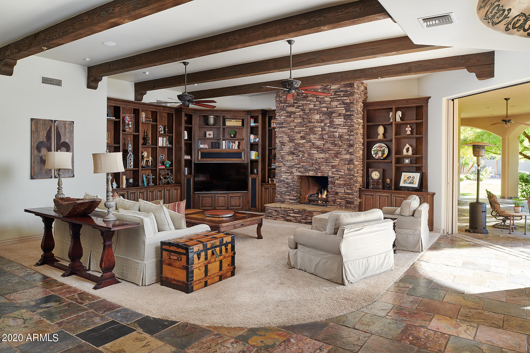 CAMELBACK COUNTRY ESTATES - Residential
