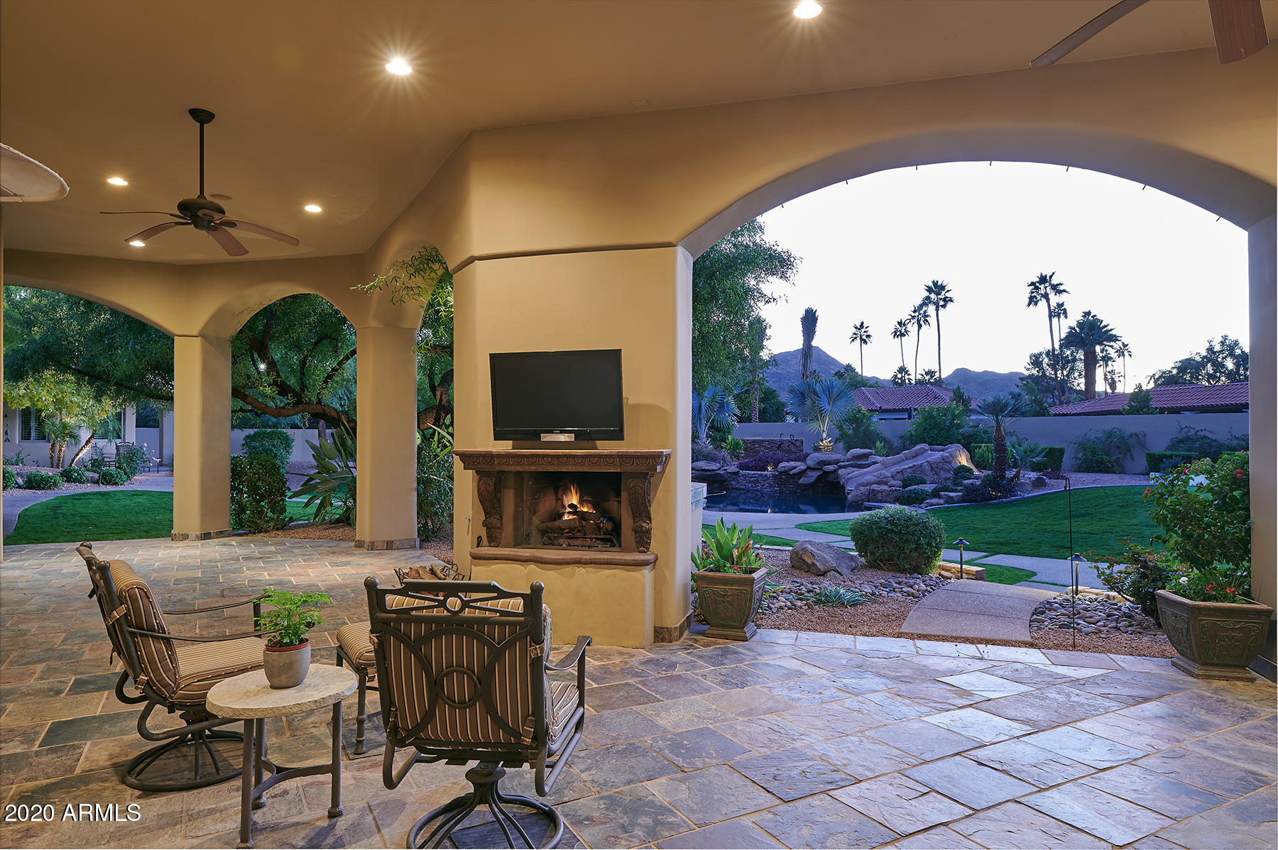 CAMELBACK COUNTRY ESTATES - Residential