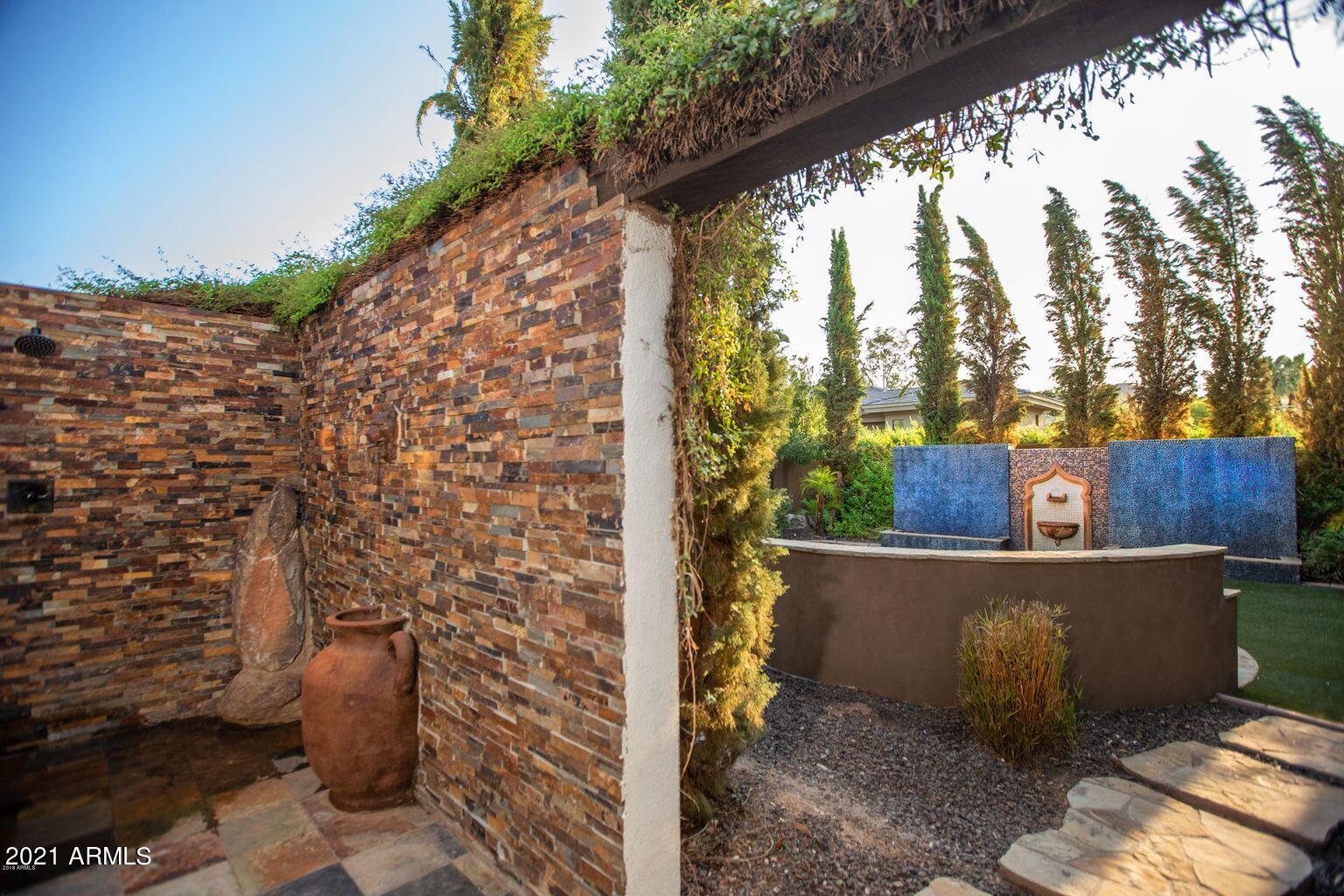 Paradise Valley - Residential