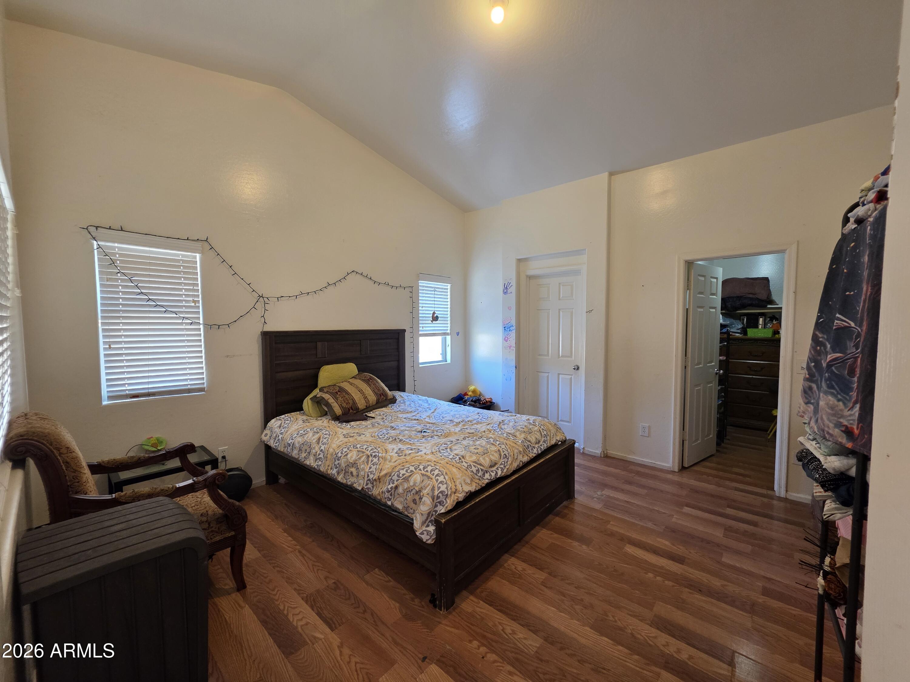 DESERT CEDARS - Residential