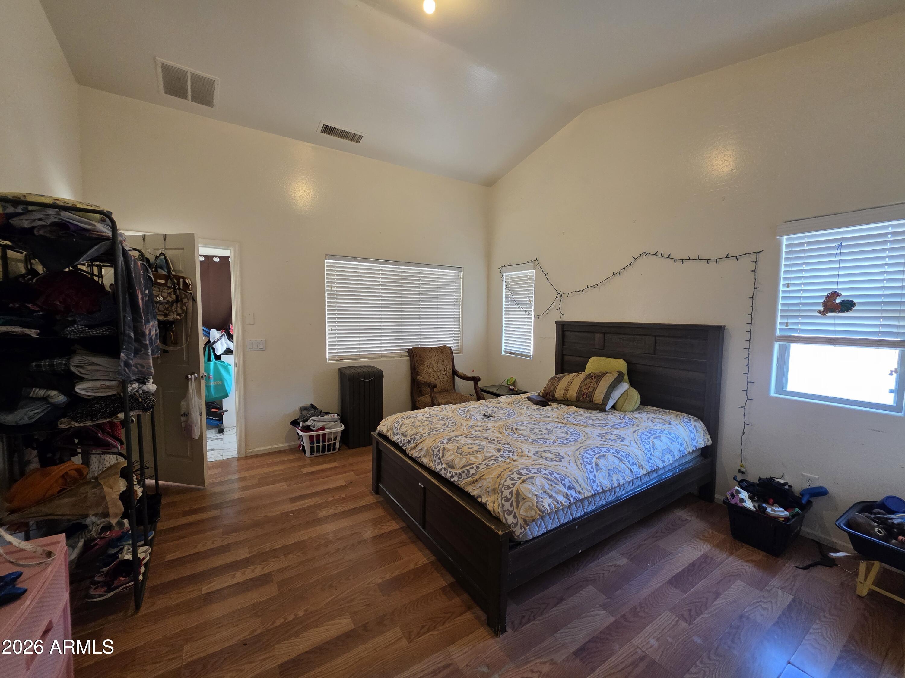 DESERT CEDARS - Residential