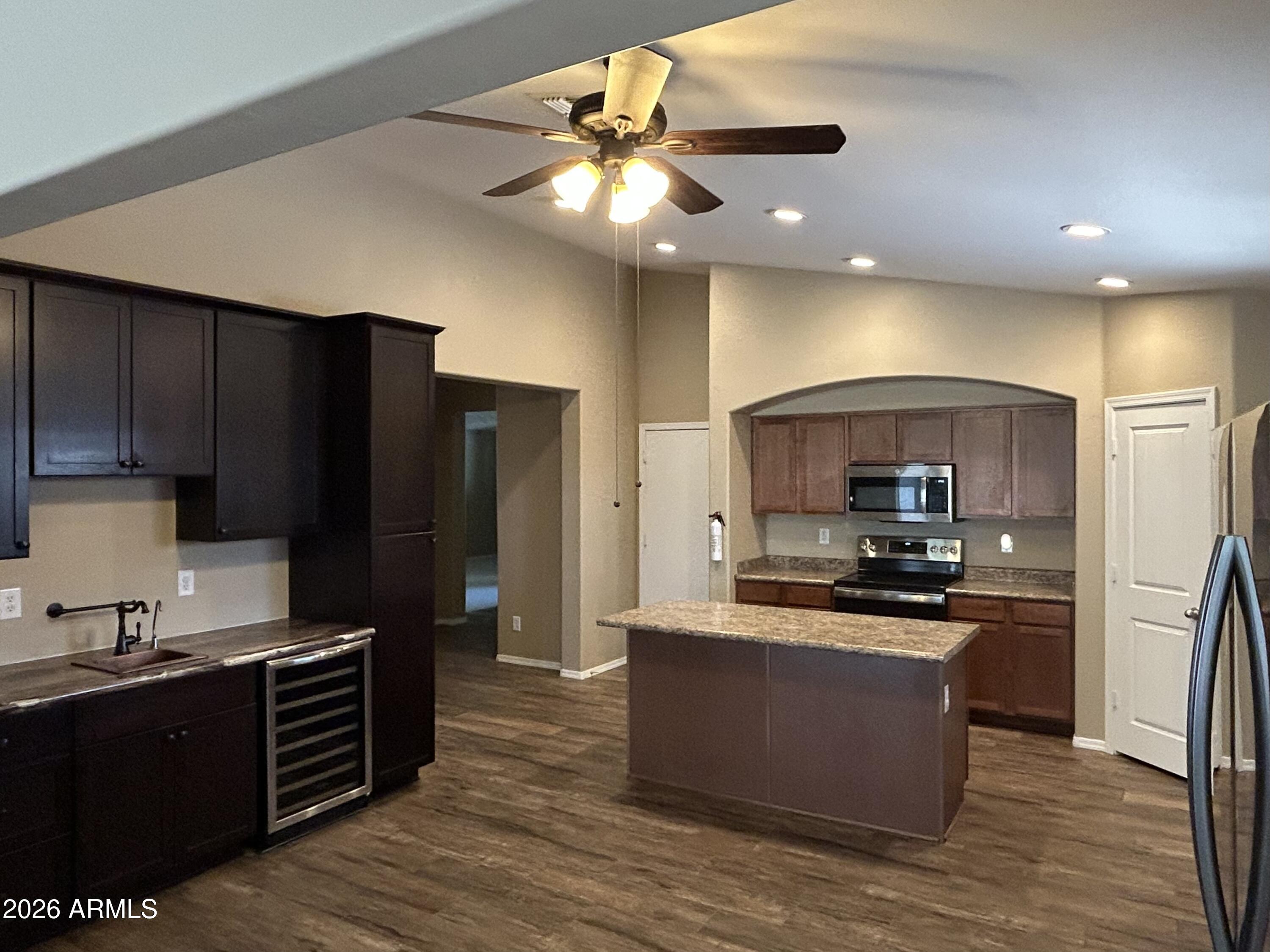 SIENNA VISTA - Residential