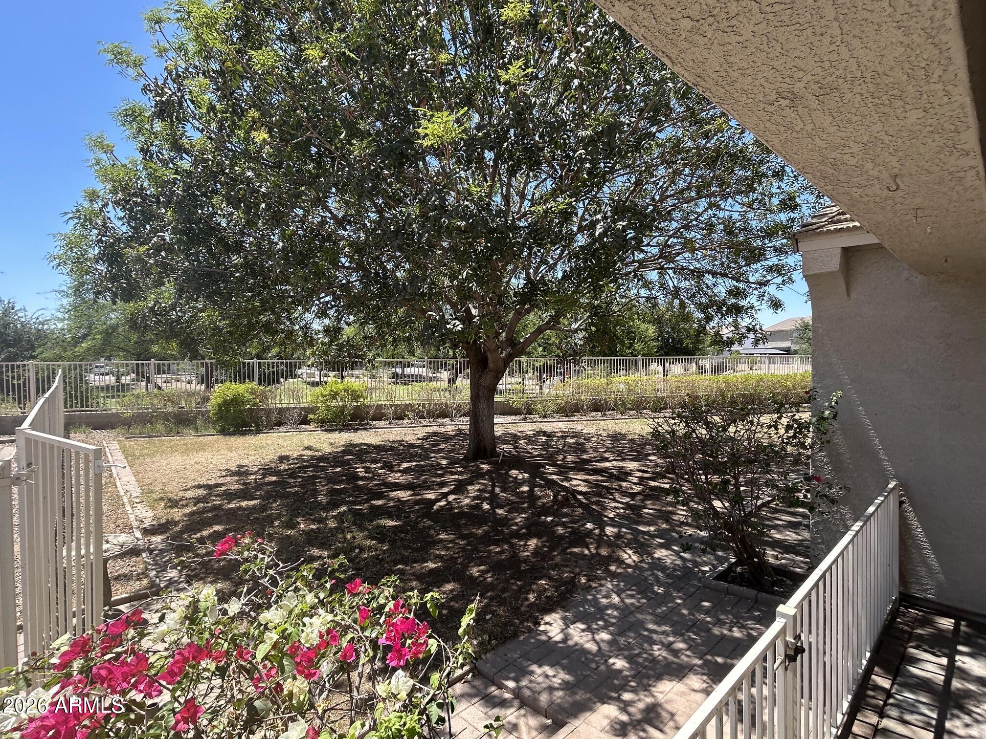 SIENNA VISTA - Residential