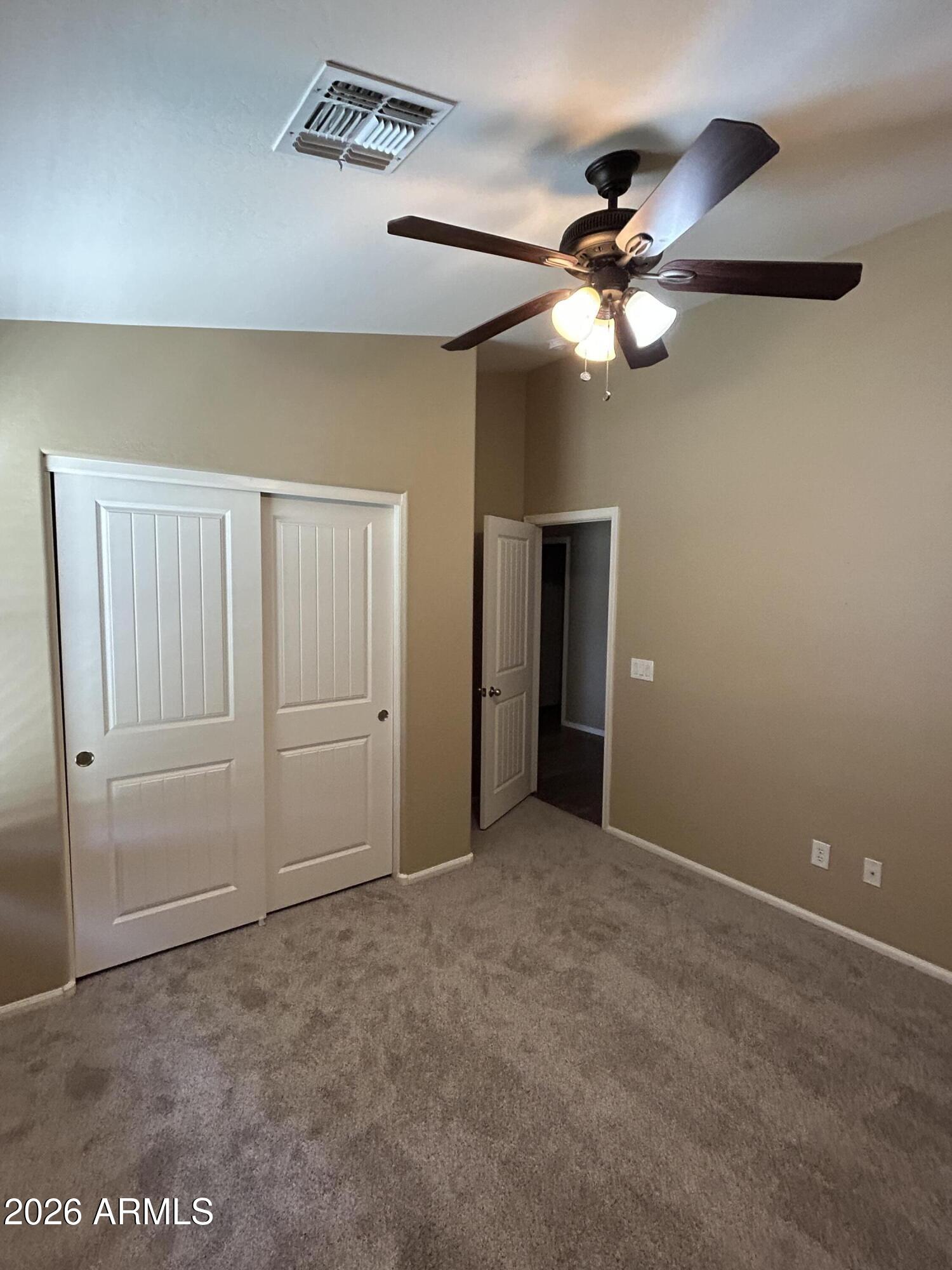 SIENNA VISTA - Residential