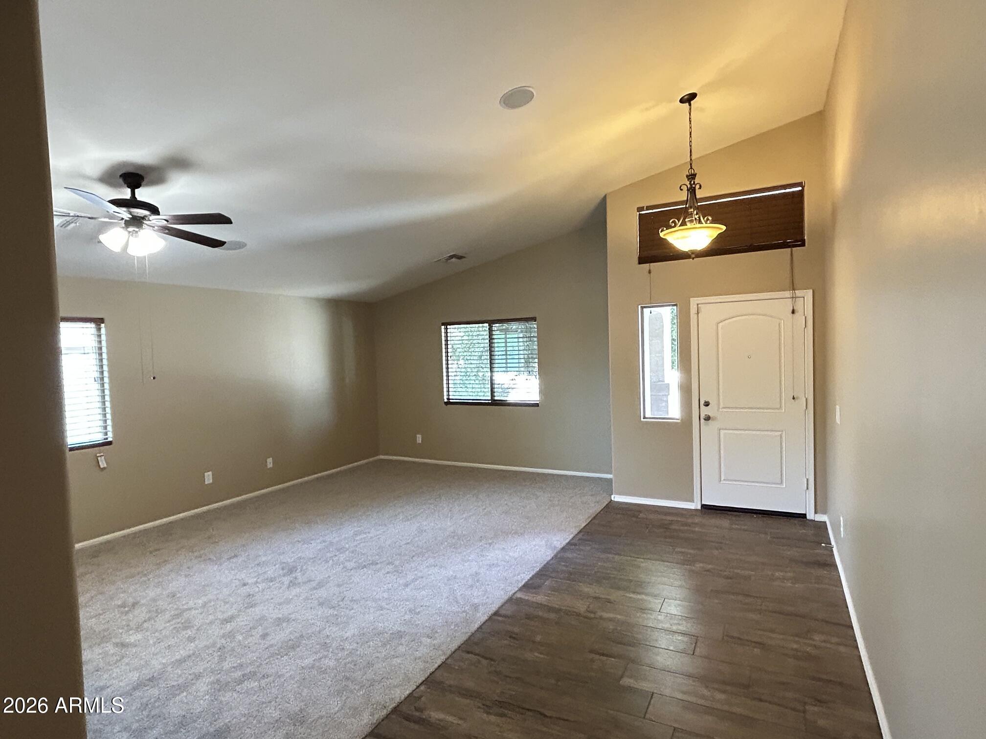 SIENNA VISTA - Residential
