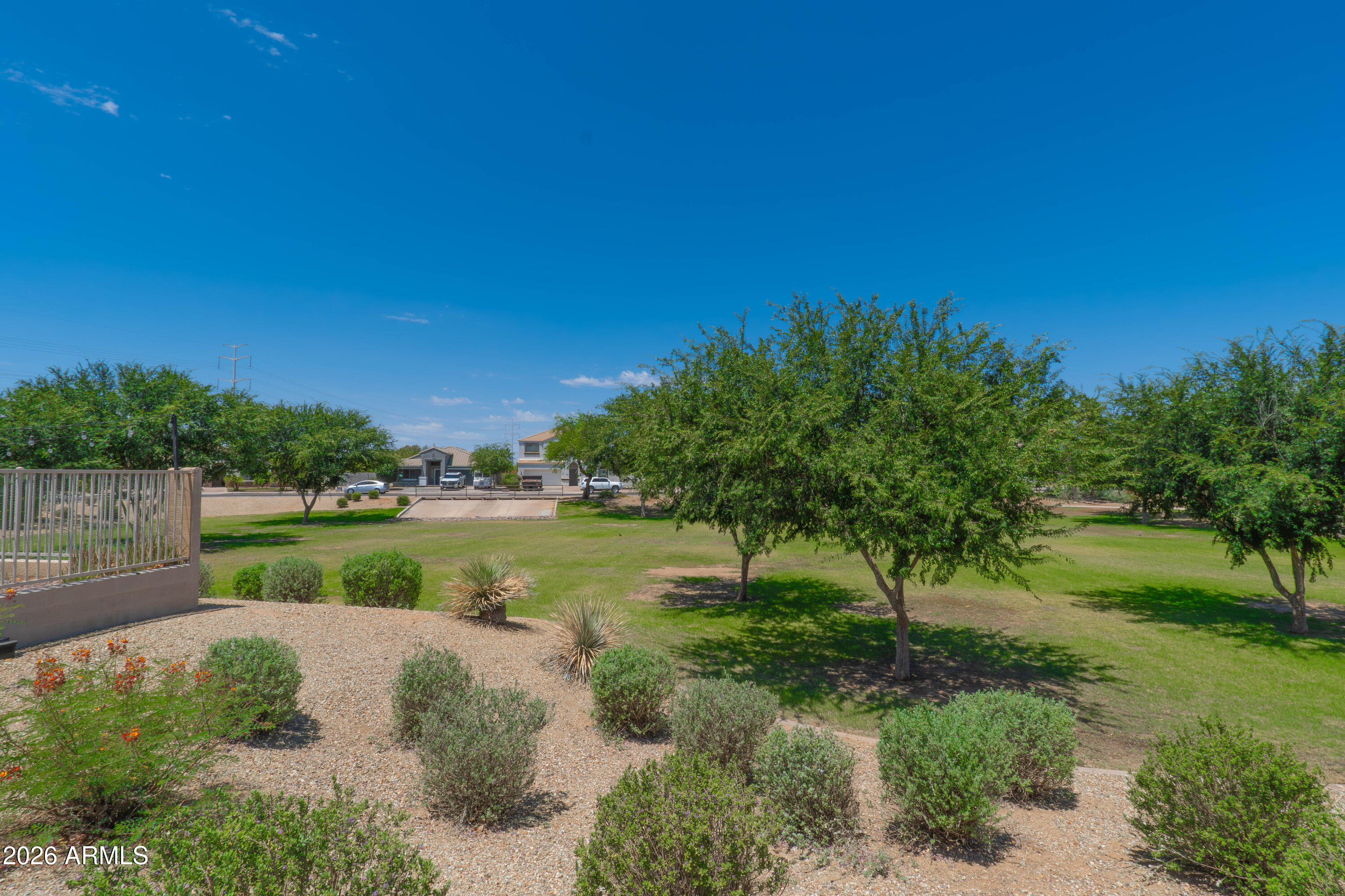 SIENNA VISTA - Residential