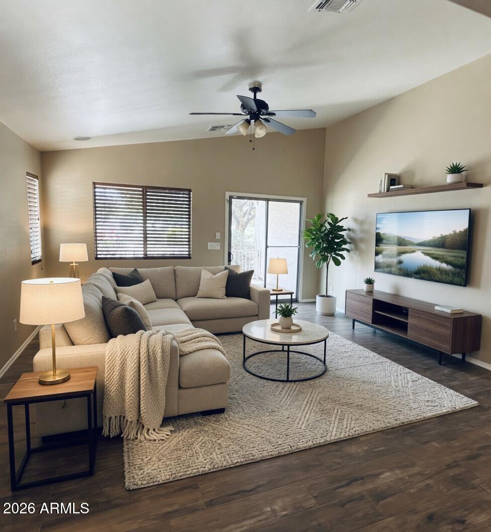 SIENNA VISTA - Residential