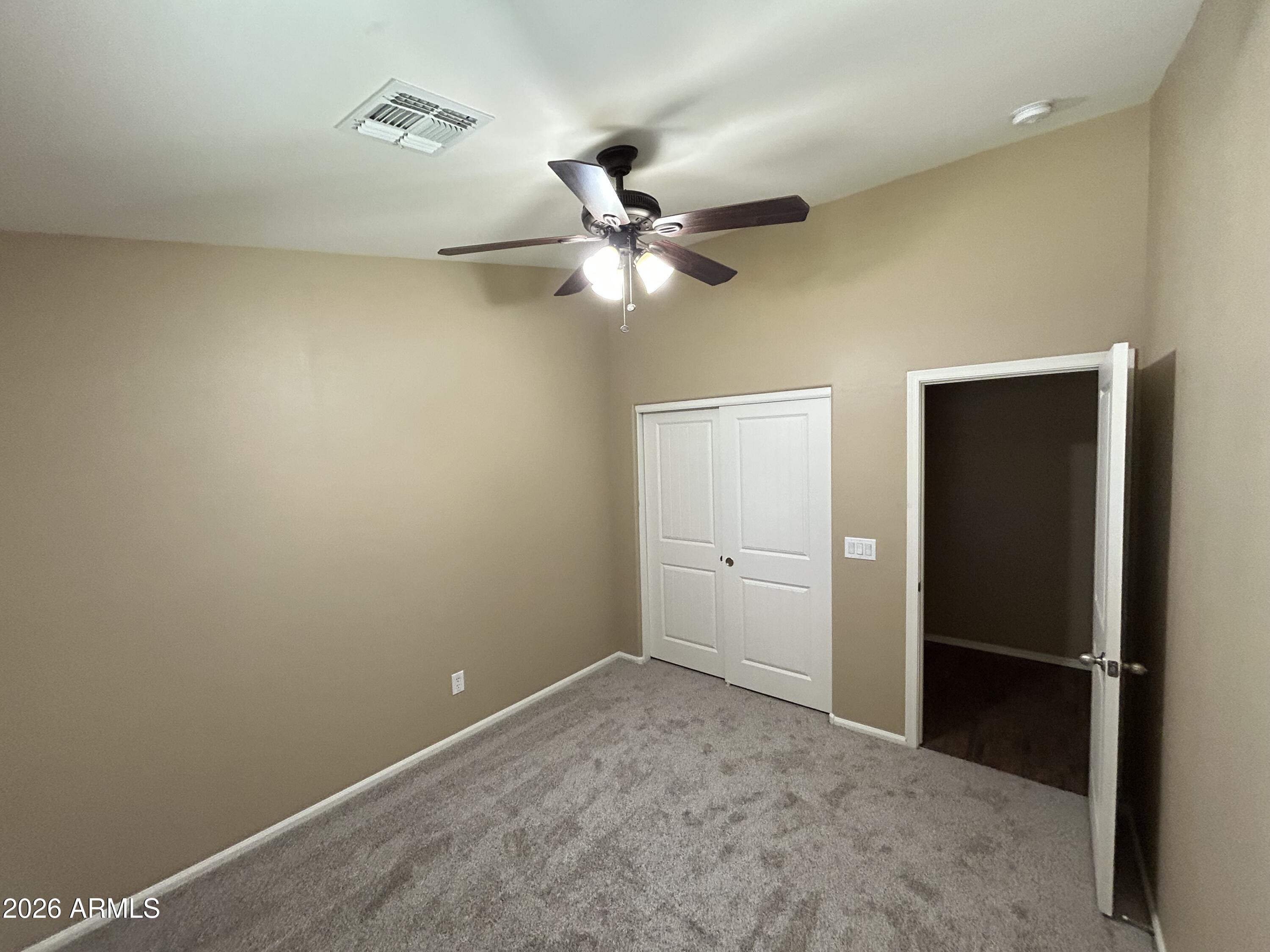SIENNA VISTA - Residential