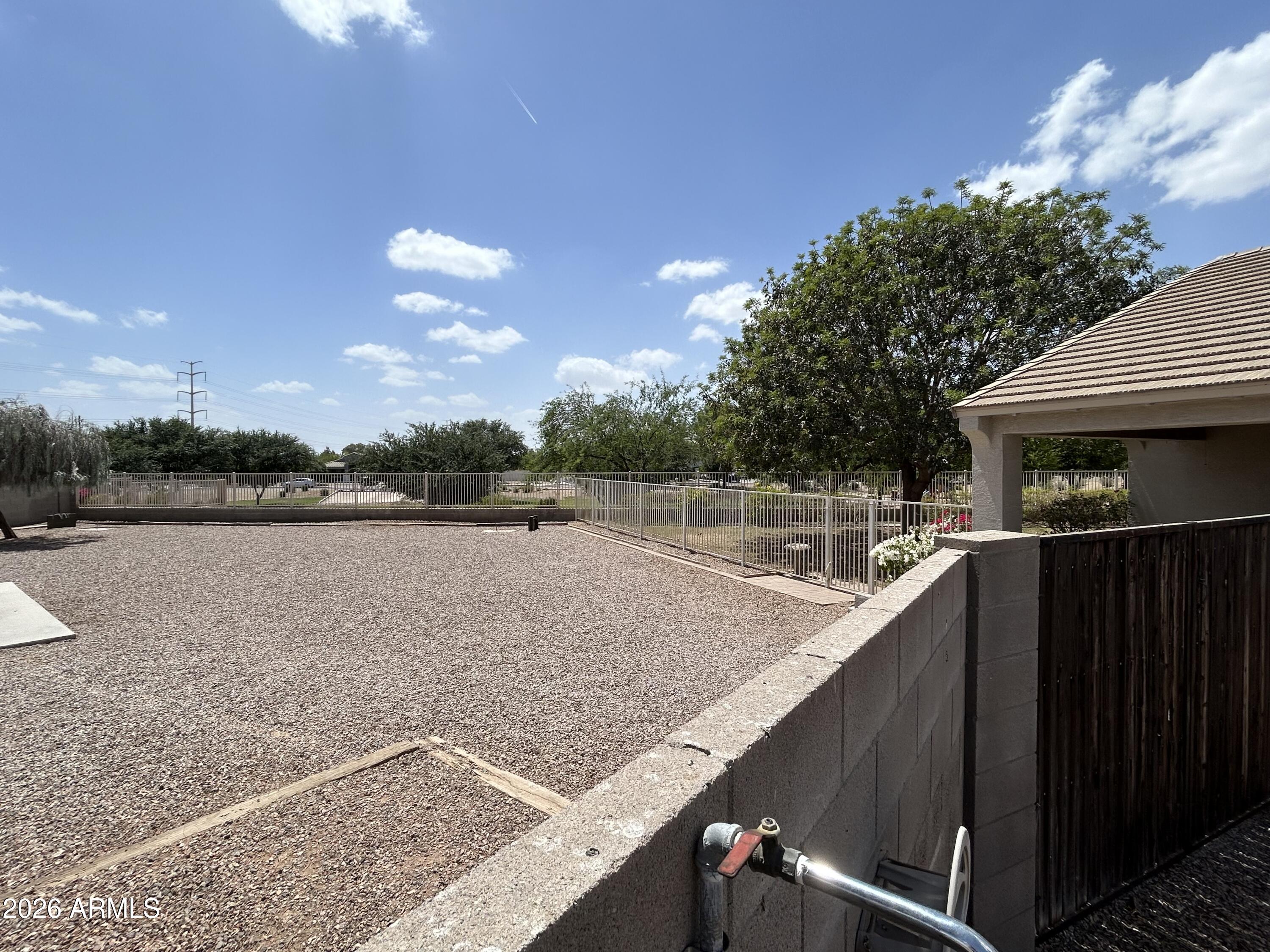 SIENNA VISTA - Residential