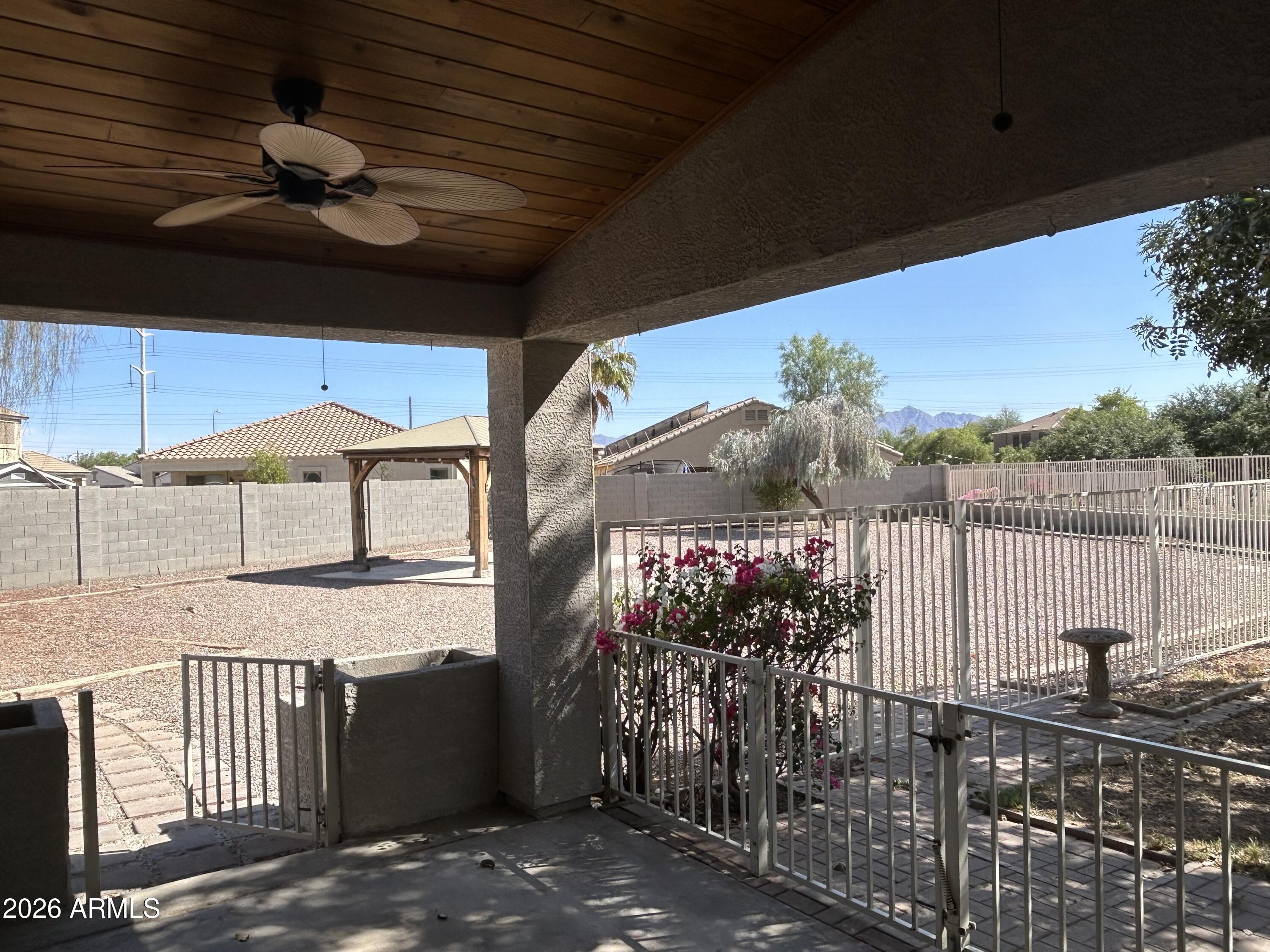 SIENNA VISTA - Residential