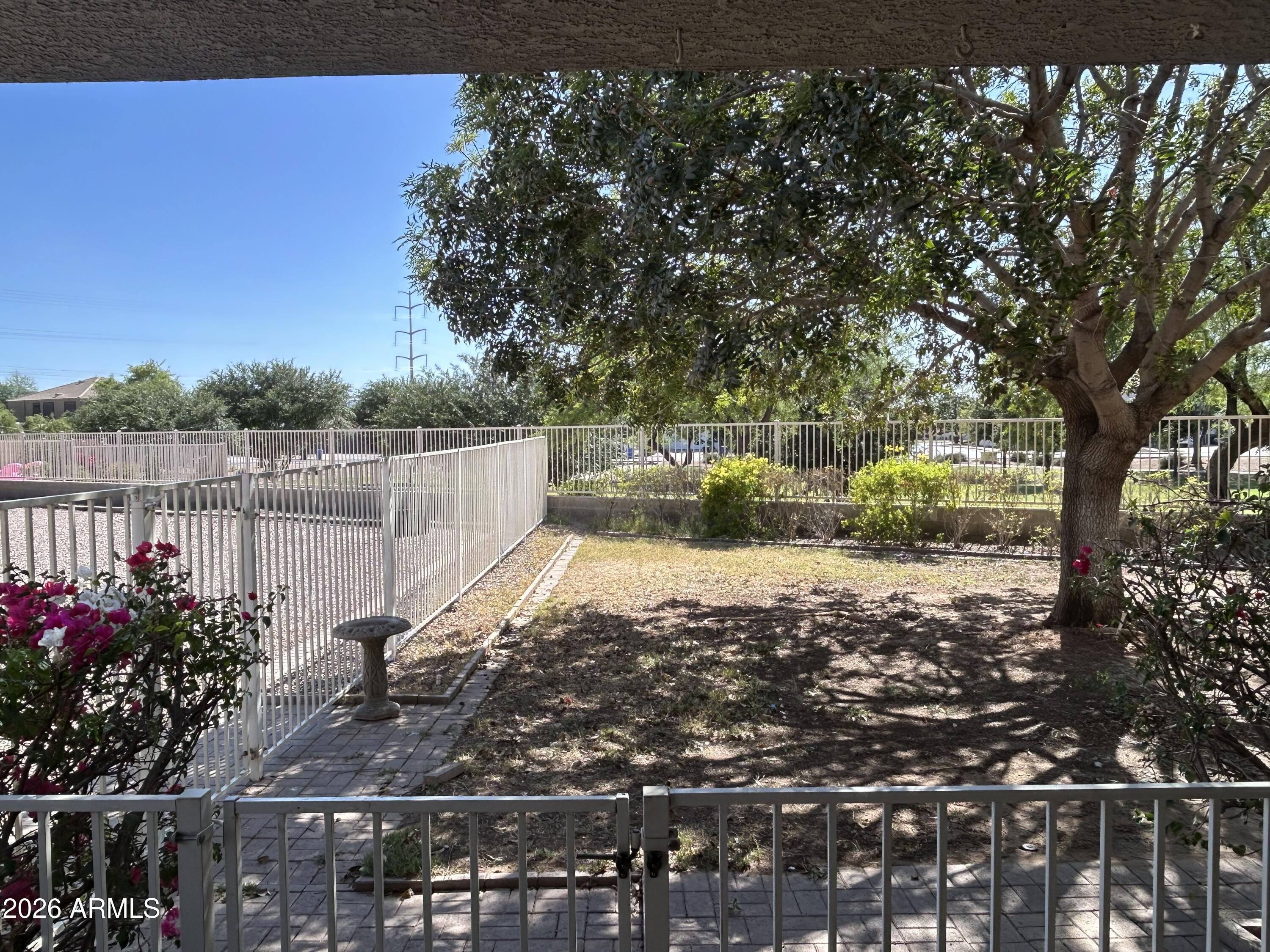 SIENNA VISTA - Residential