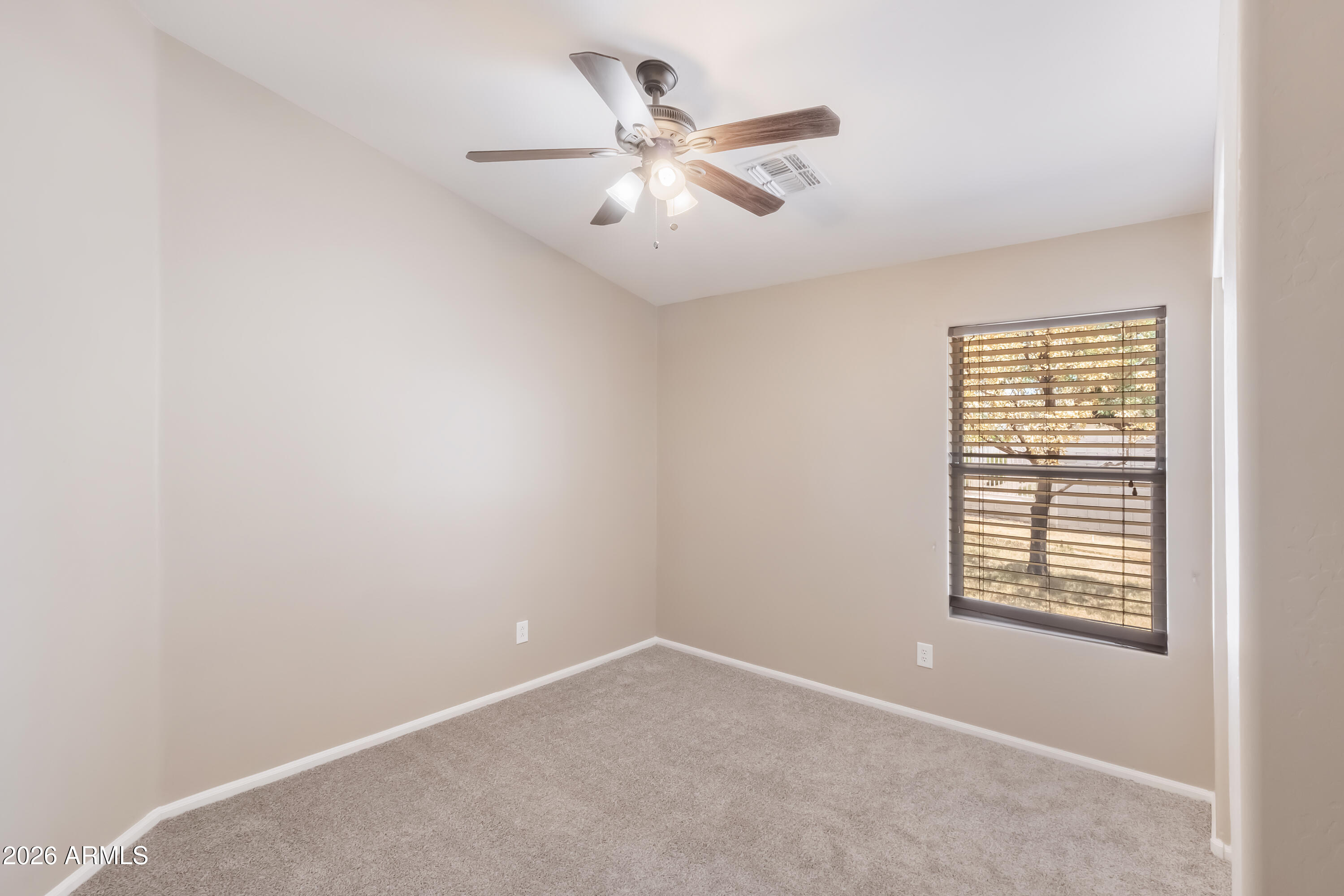 SIENNA VISTA - Residential