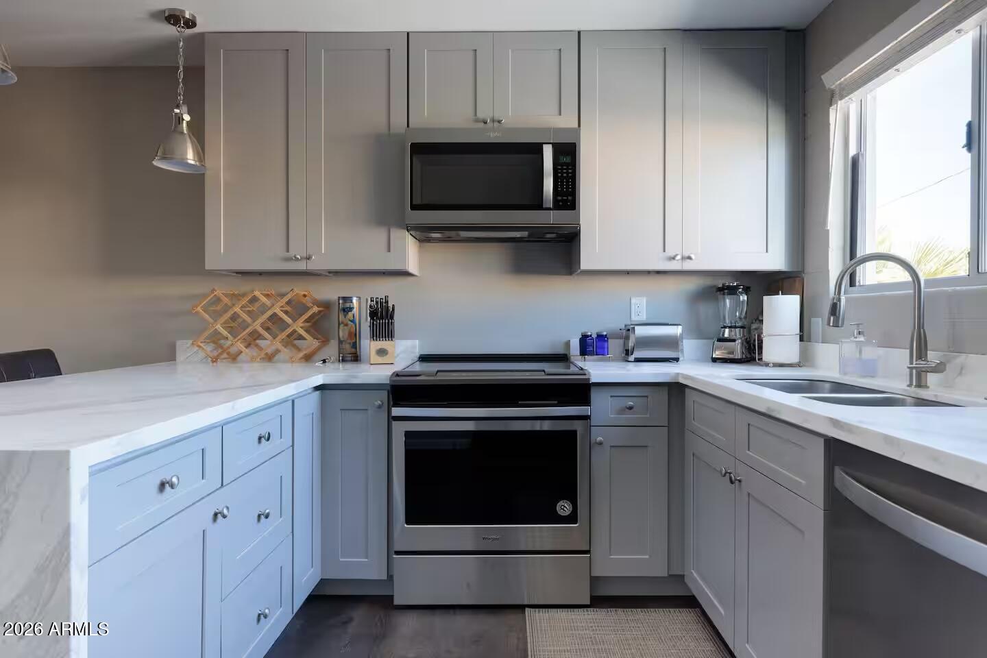 PARK PARADISE CONDOMINIUM - Residential