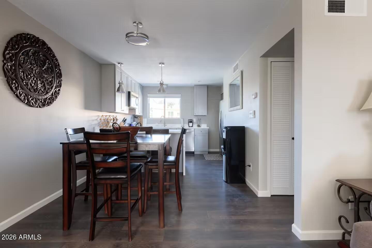 PARK PARADISE CONDOMINIUM - Residential