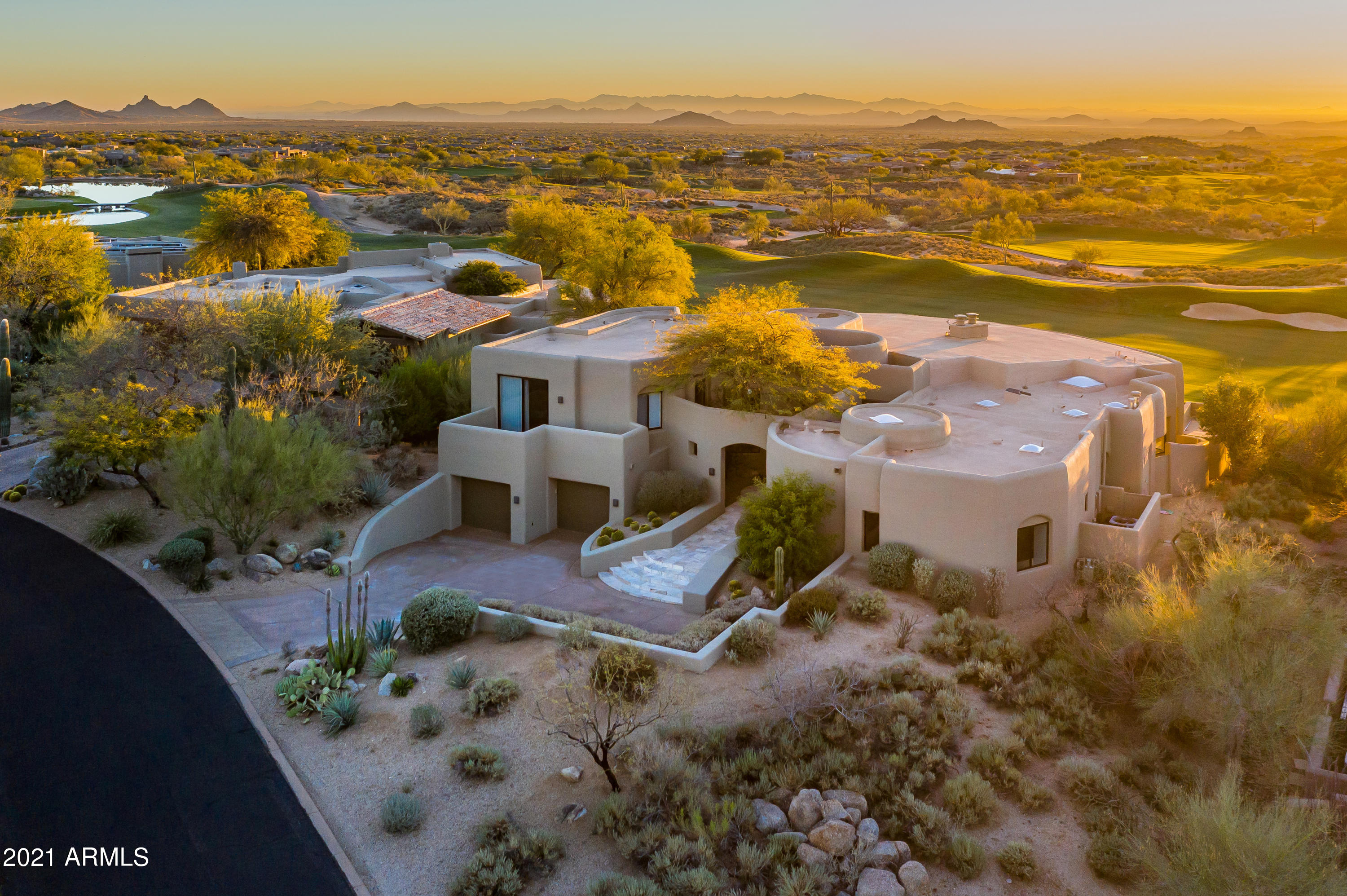 DESERT MOUNTAIN - Residential