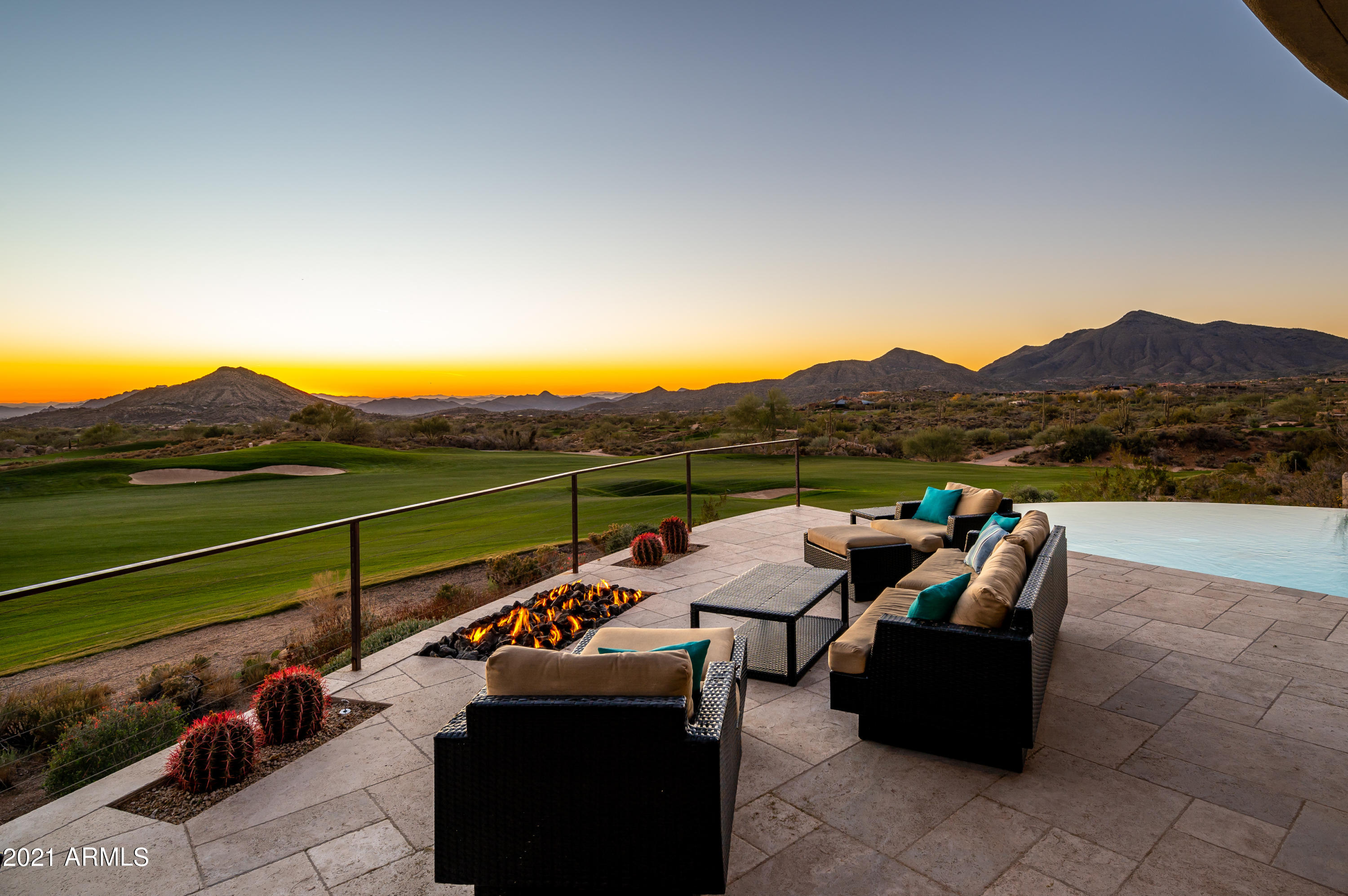 DESERT MOUNTAIN - Residential