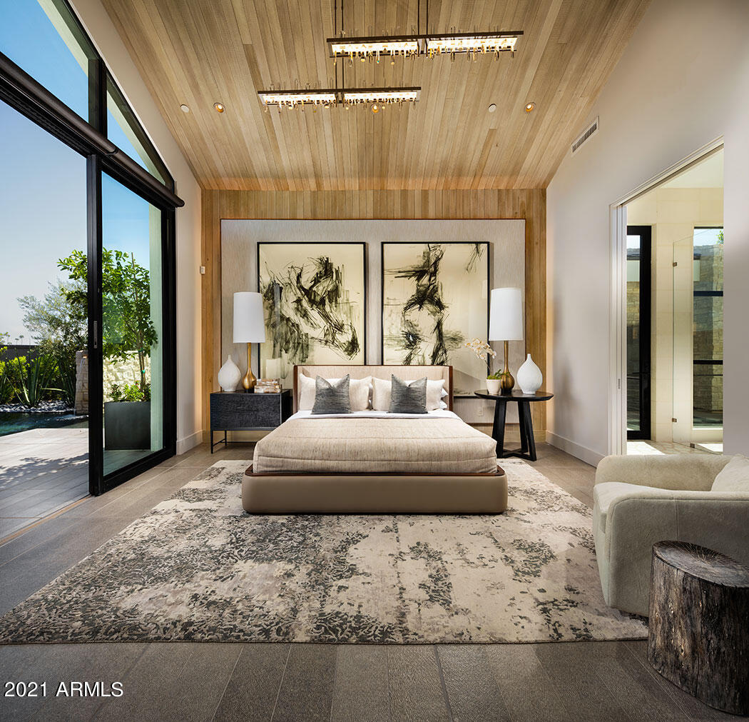 RITZ-CARLTON PARCEL B - Residential