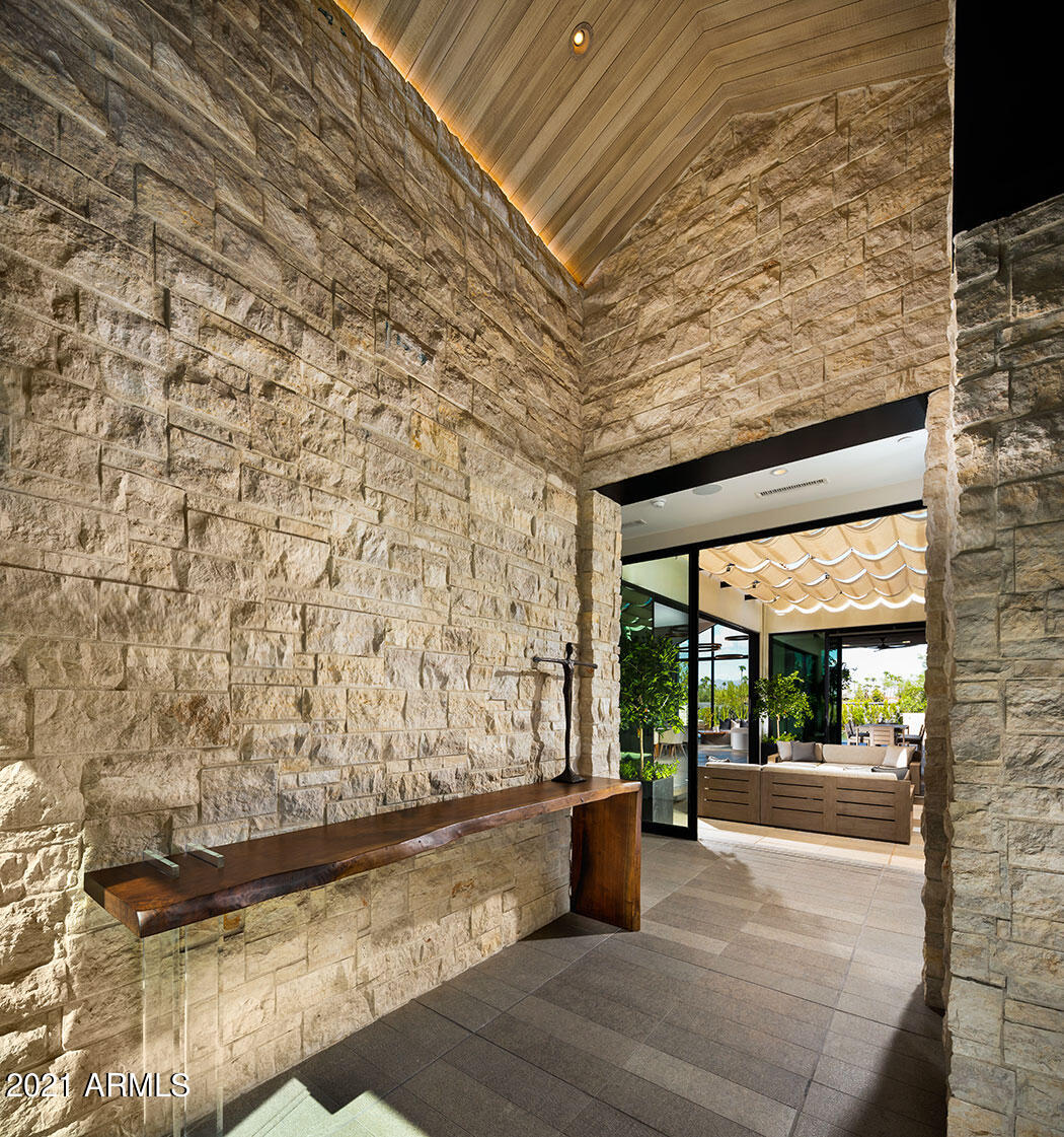 RITZ-CARLTON PARCEL B - Residential