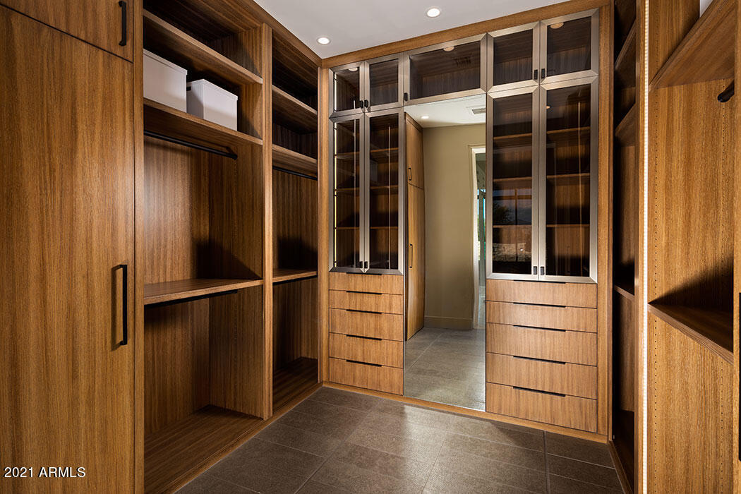 RITZ-CARLTON PARCEL B - Residential